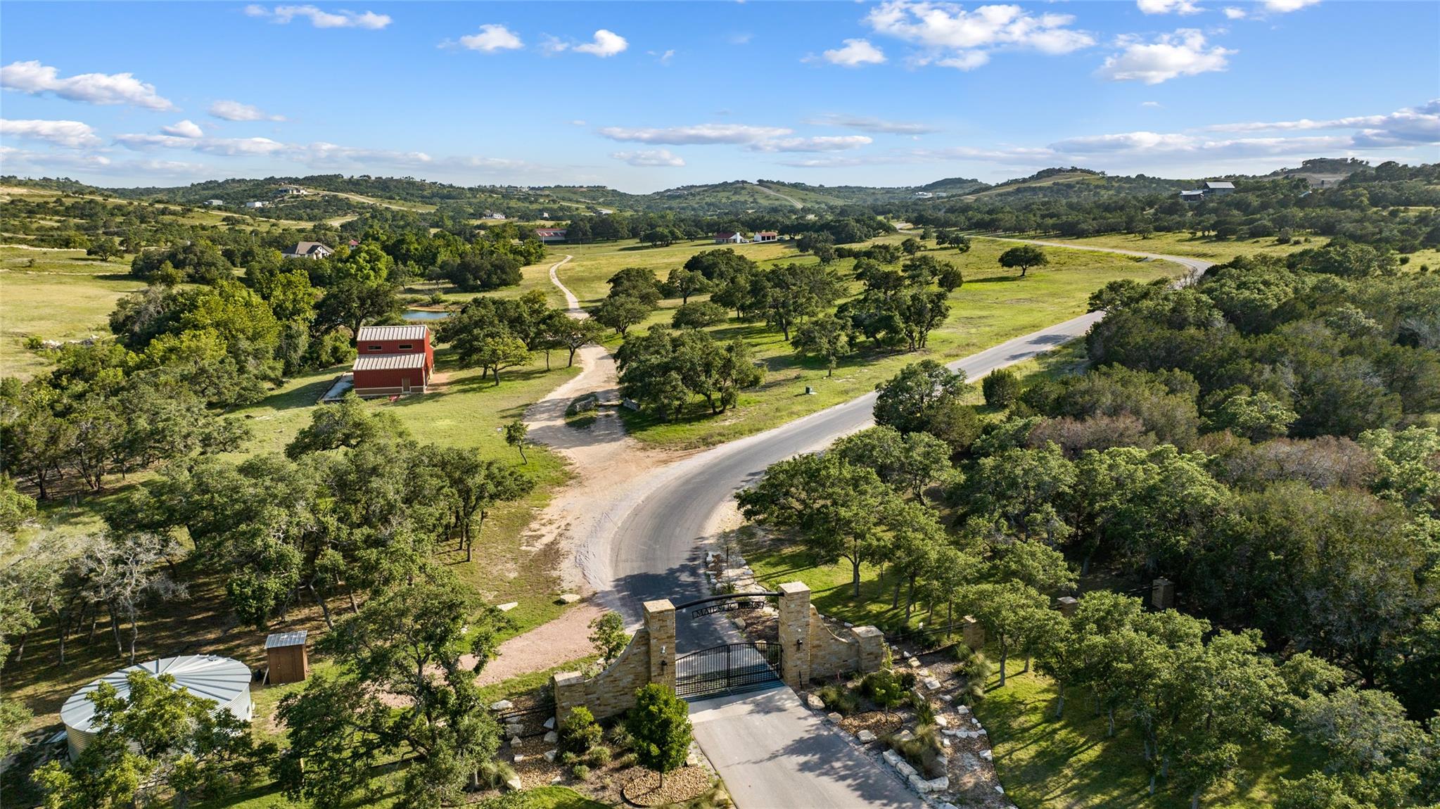 105 Majestic Hills DR