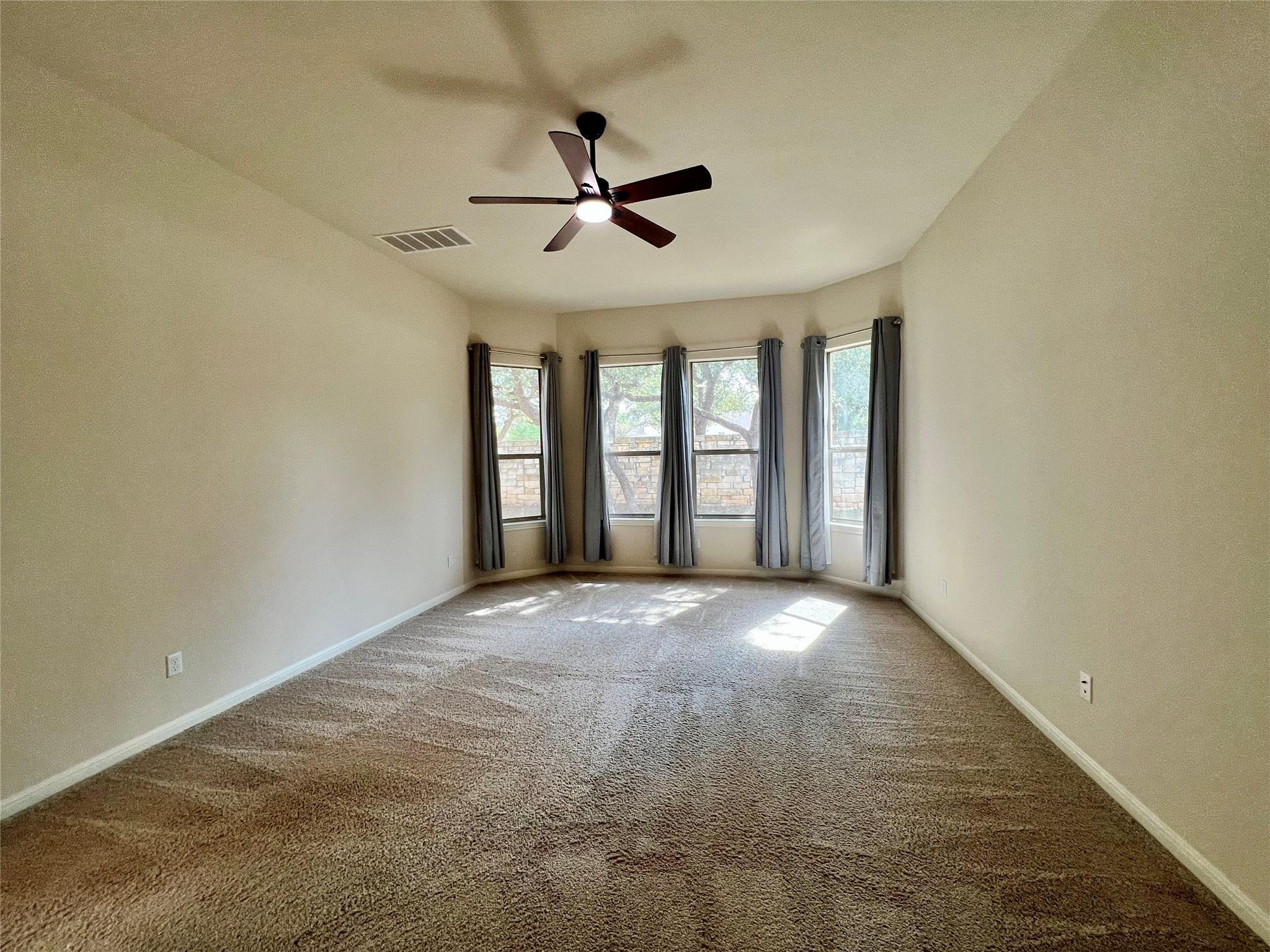 2644 Hilltop Divide LN