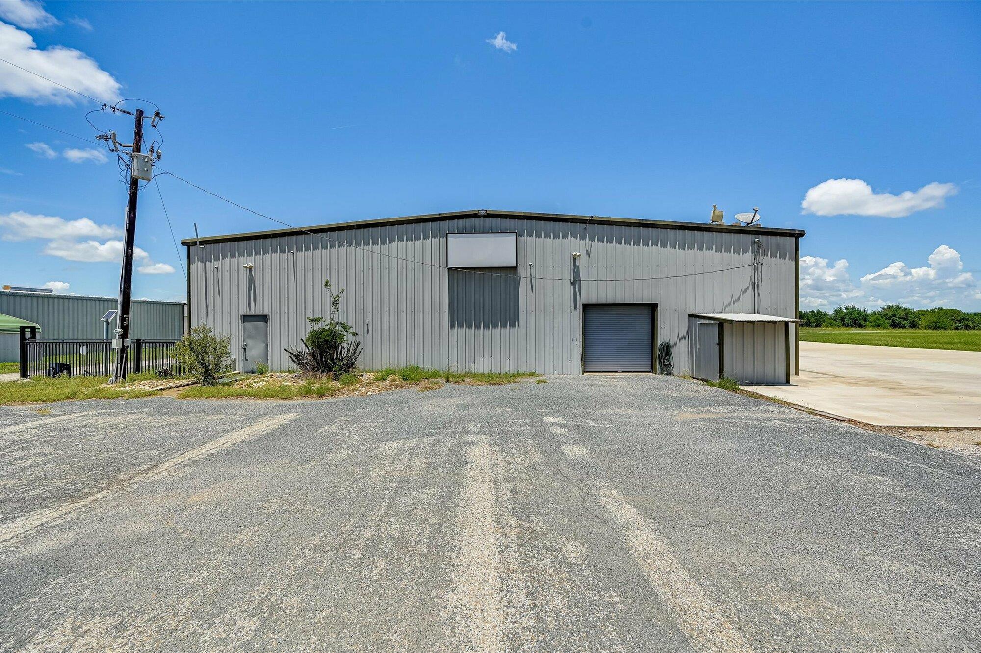 101 Piper LN