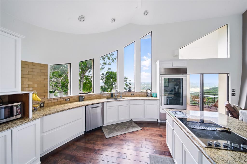 13902 Panorama DR