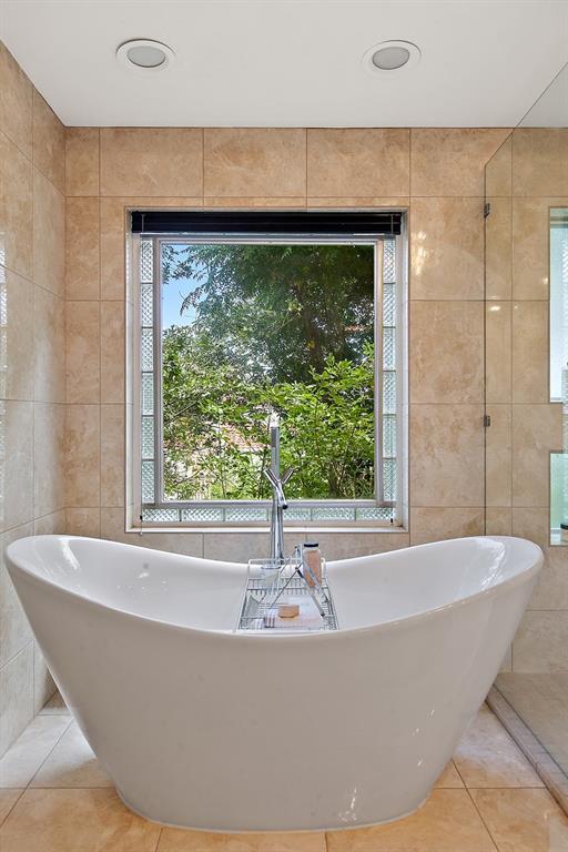 13902 Panorama DR