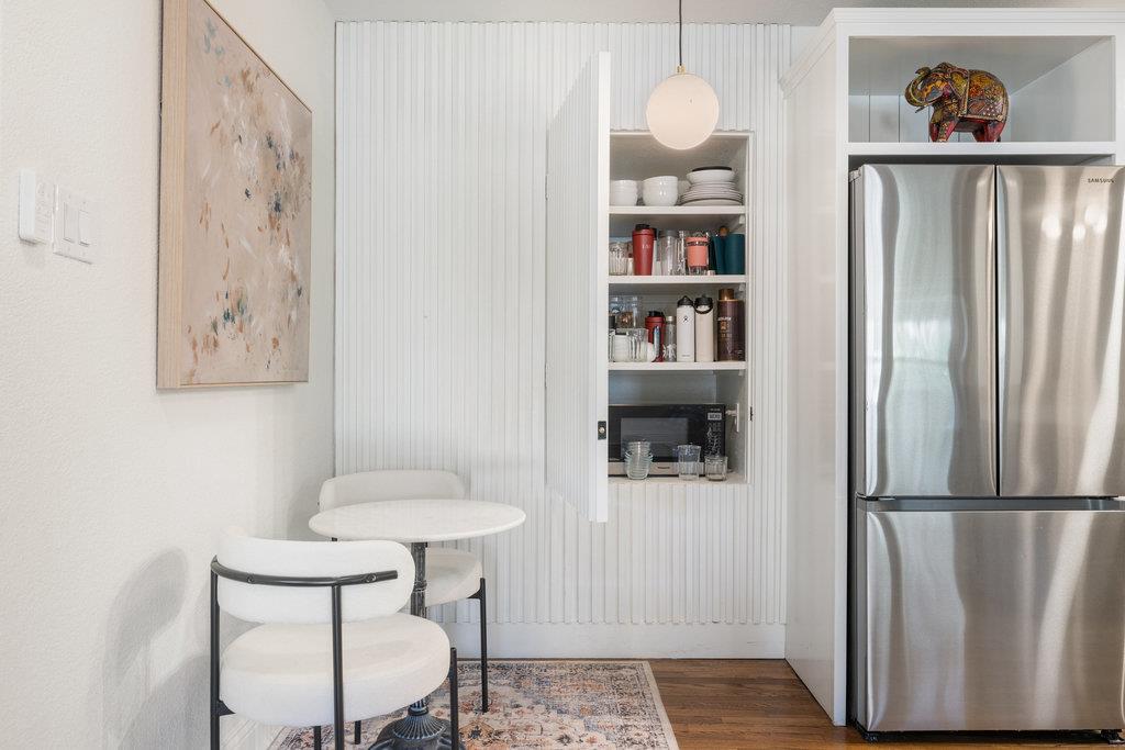 7511 Old Bee Caves RD # 2, Austin Unit: 2