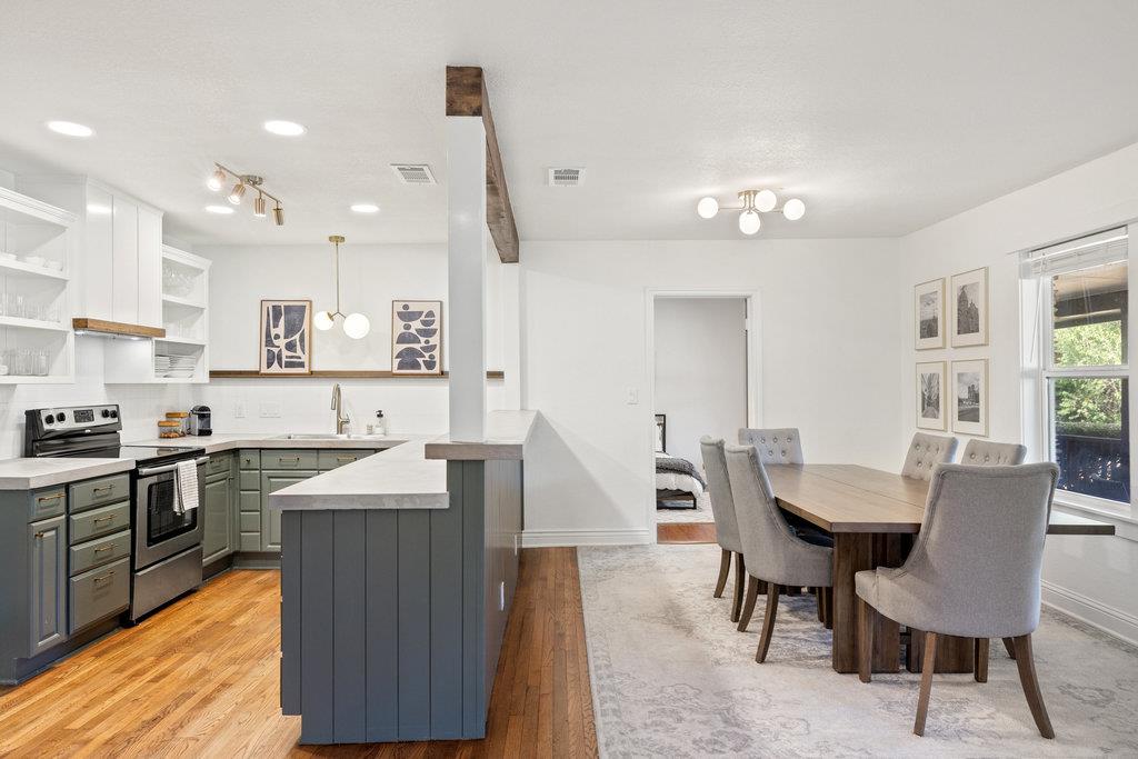 7511 Old Bee Caves RD # 2, Austin Unit: 2