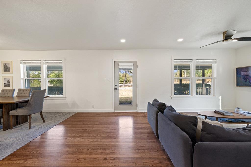 7511 Old Bee Caves RD # 2, Austin Unit: 2