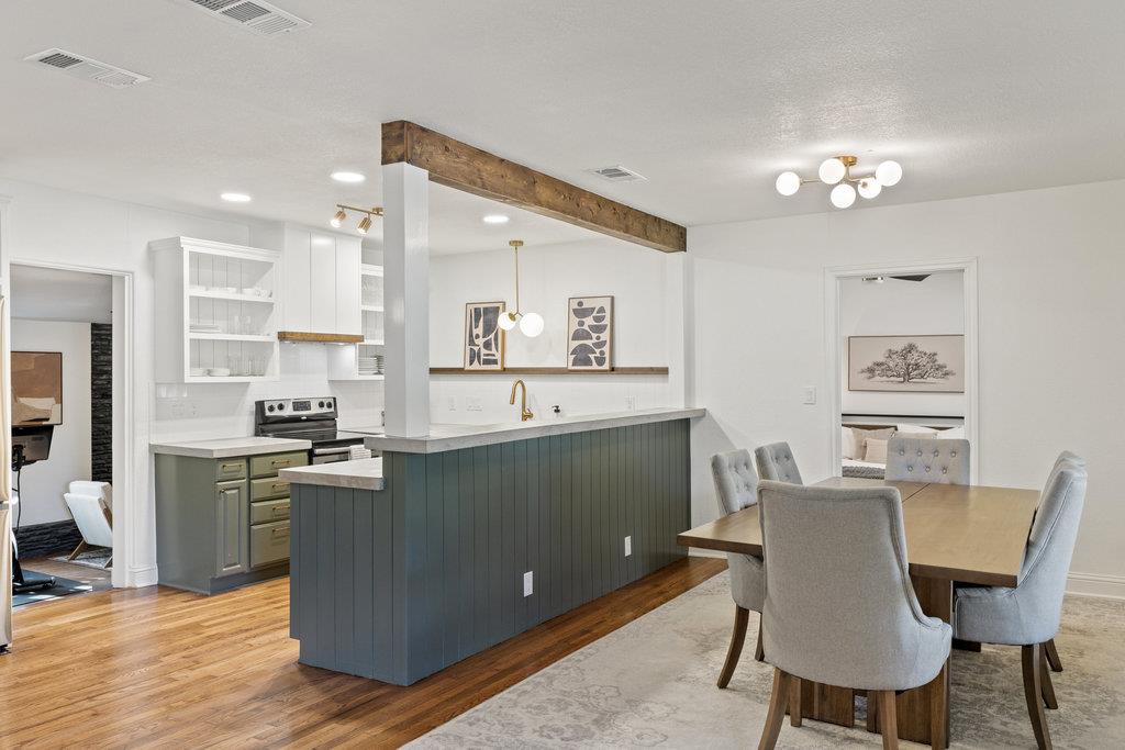 7511 Old Bee Caves RD # 2, Austin Unit: 2