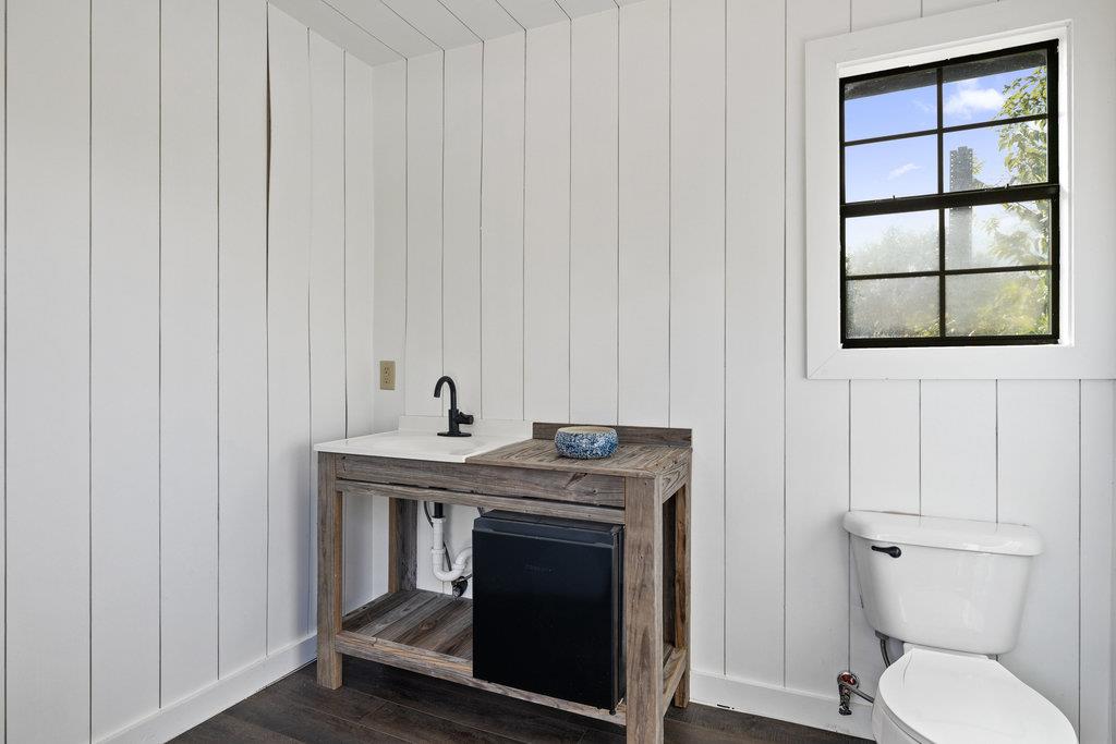 7511 Old Bee Caves RD # 2, Austin Unit: 2