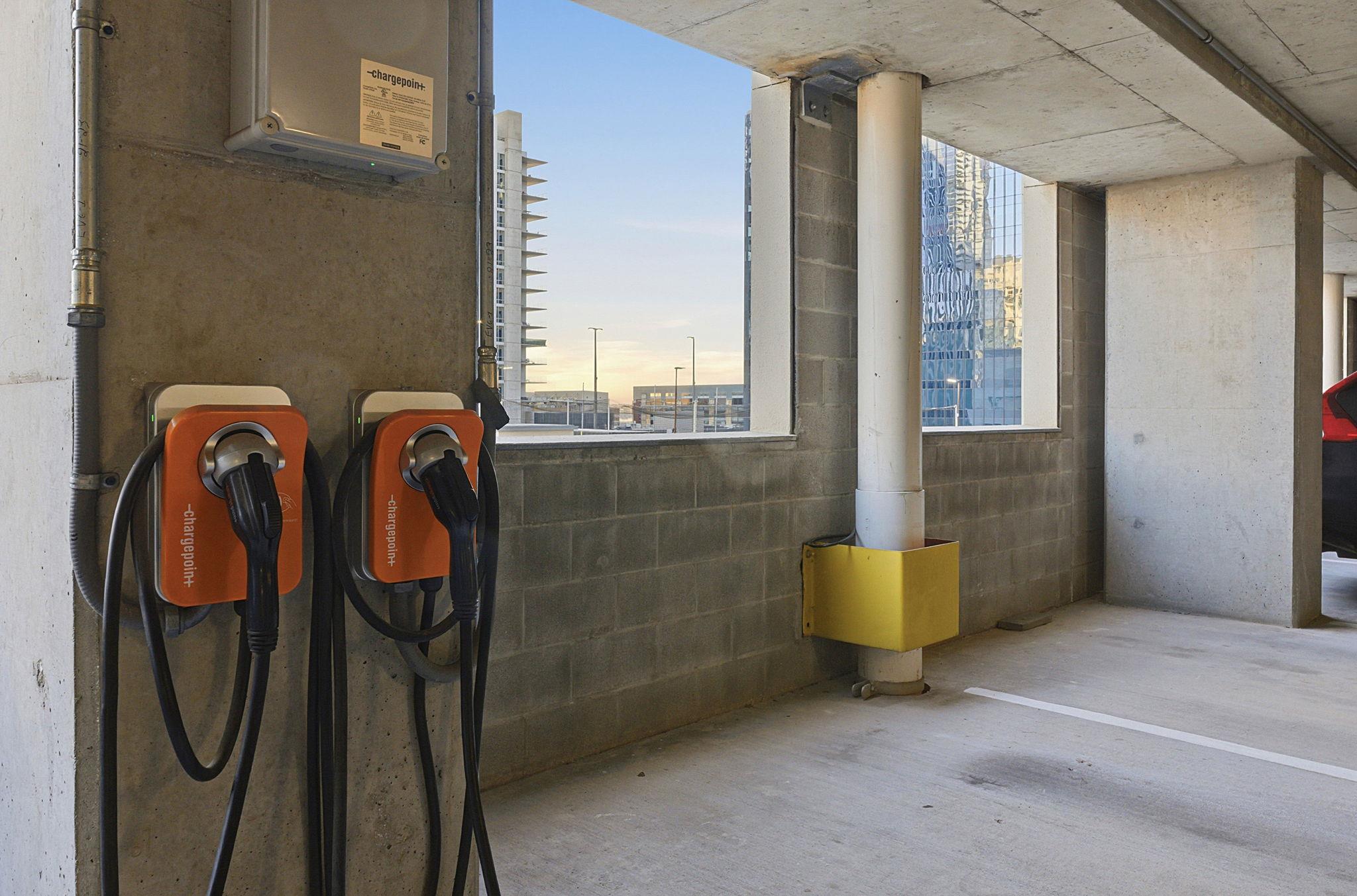 360 Nueces ST # 1217