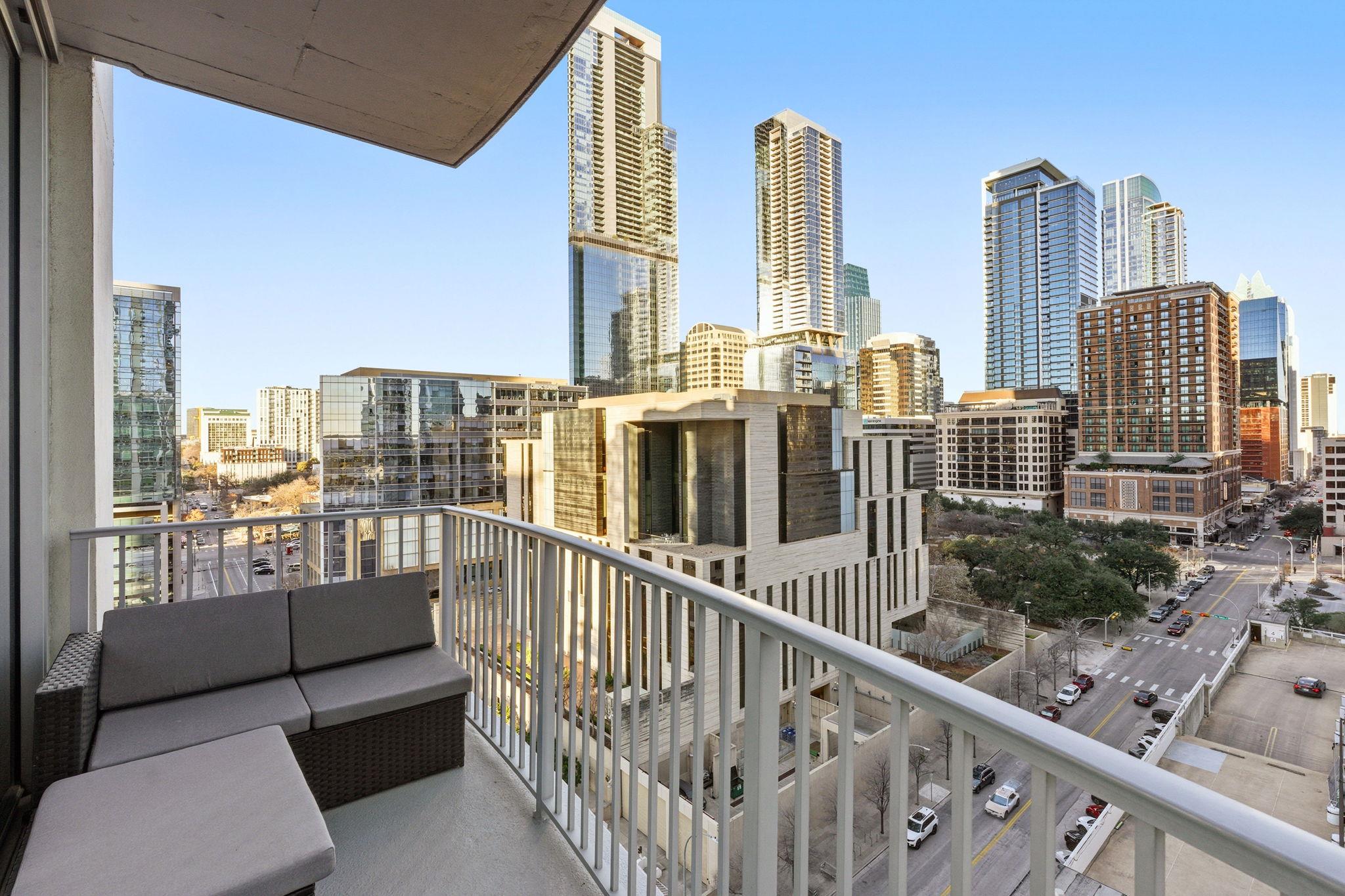 360 Nueces ST # 1217