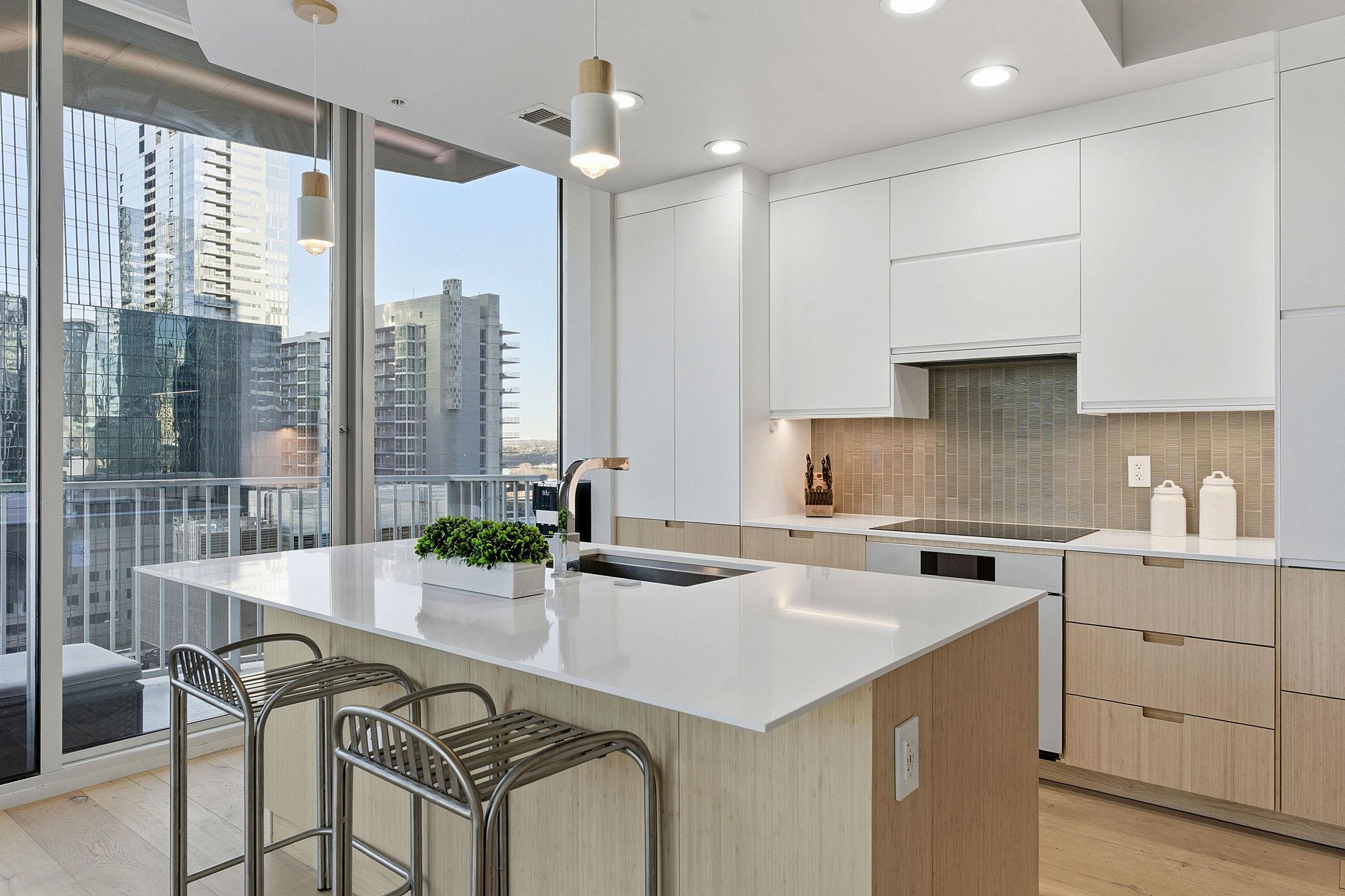 360 Nueces ST # 1217