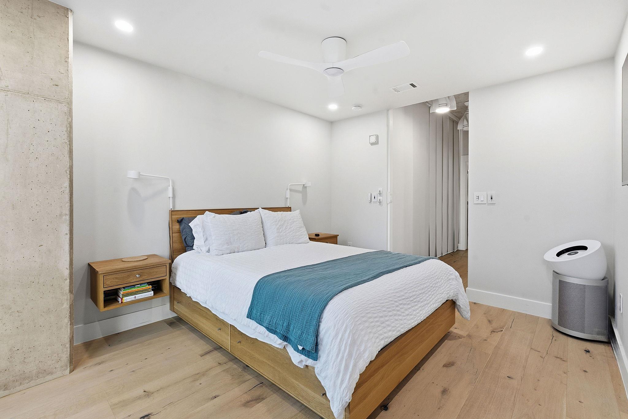 360 Nueces ST # 1217