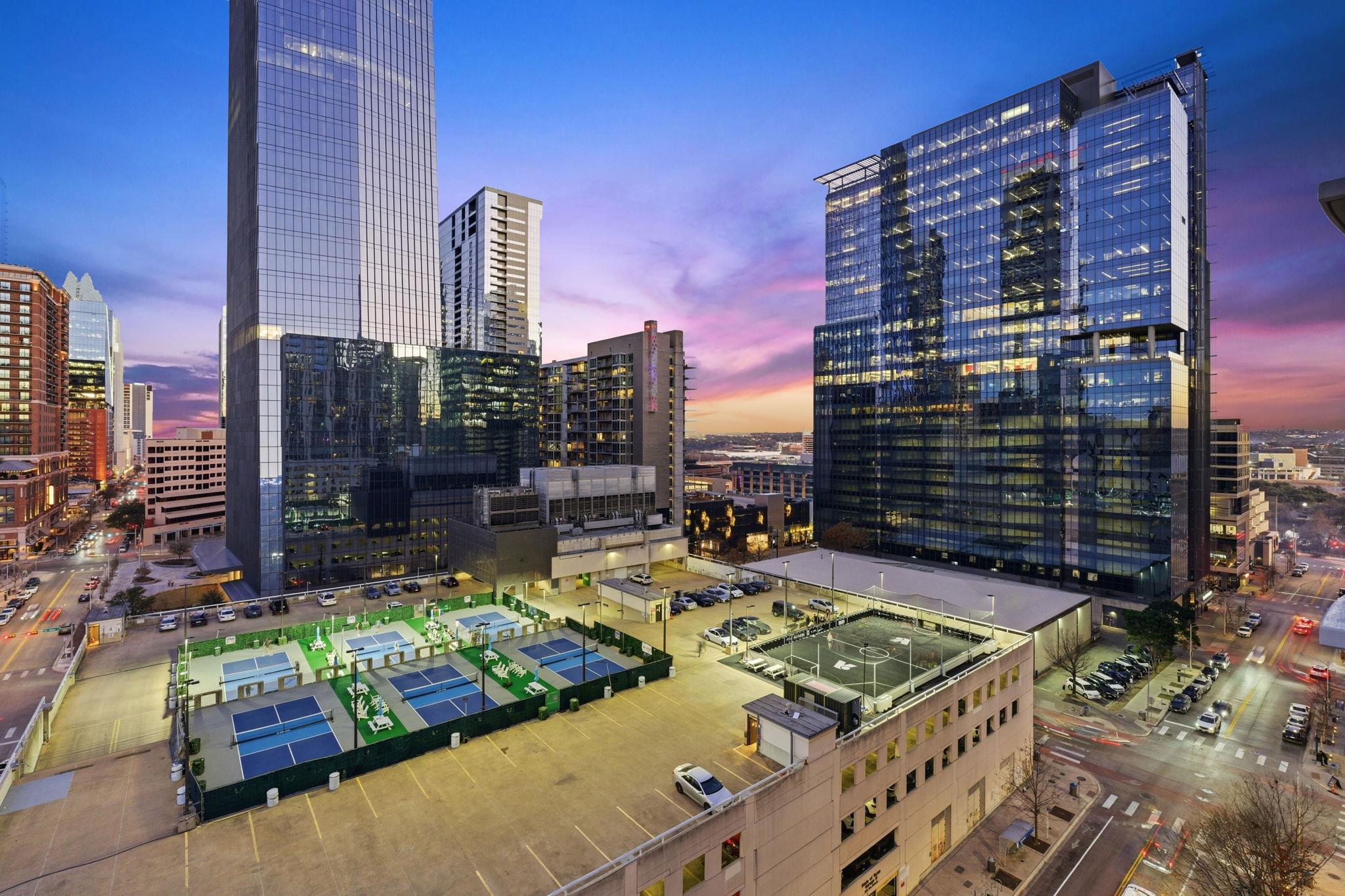 360 Nueces ST # 1217