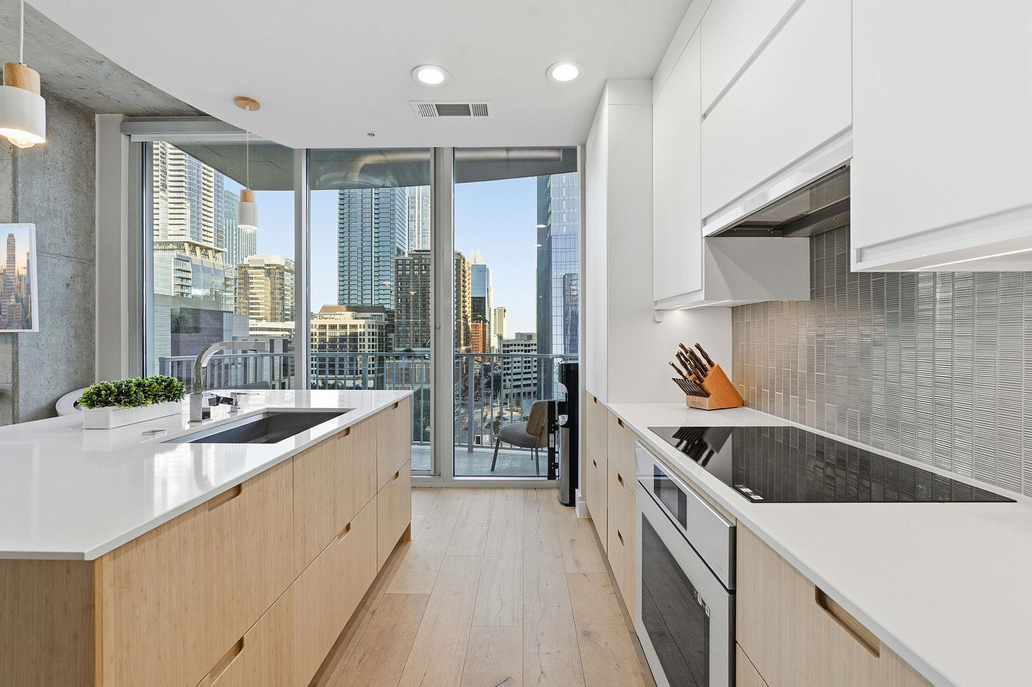 360 Nueces ST # 1217