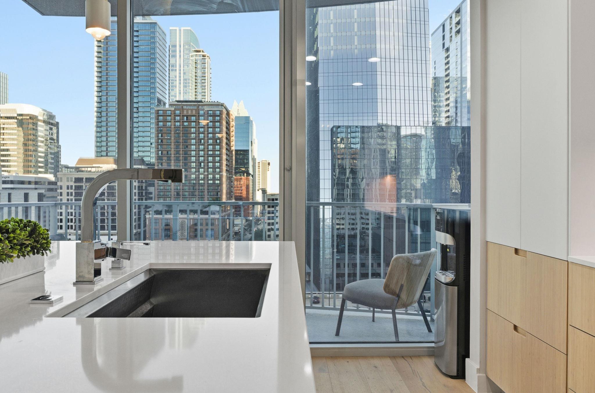 360 Nueces ST # 1217