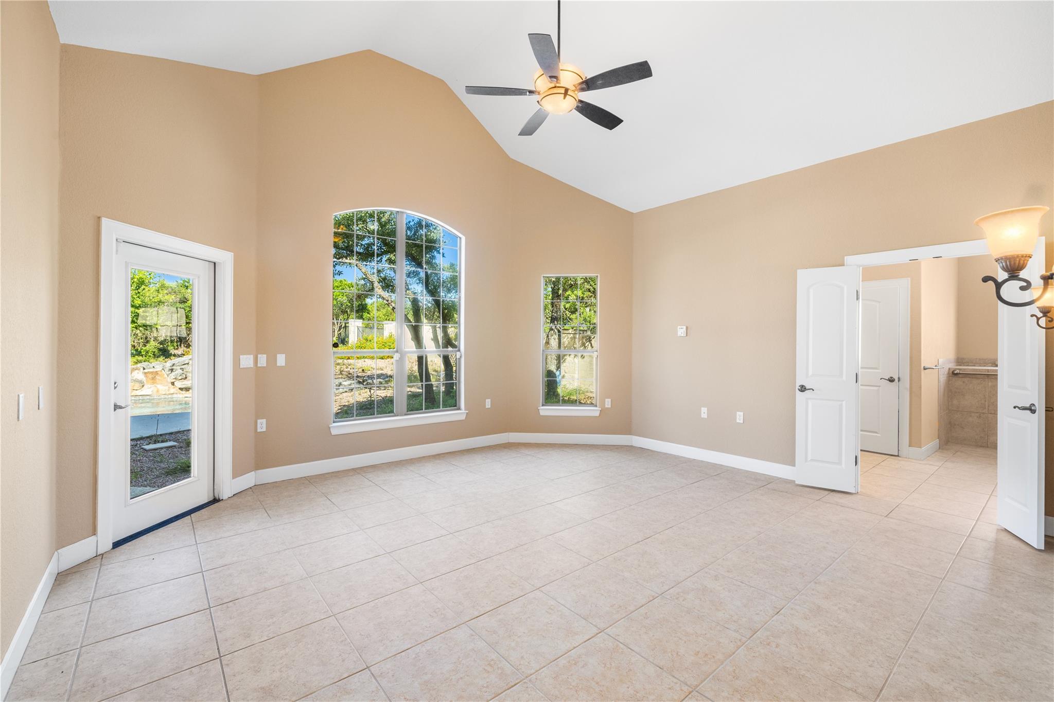 3907 Kite DR