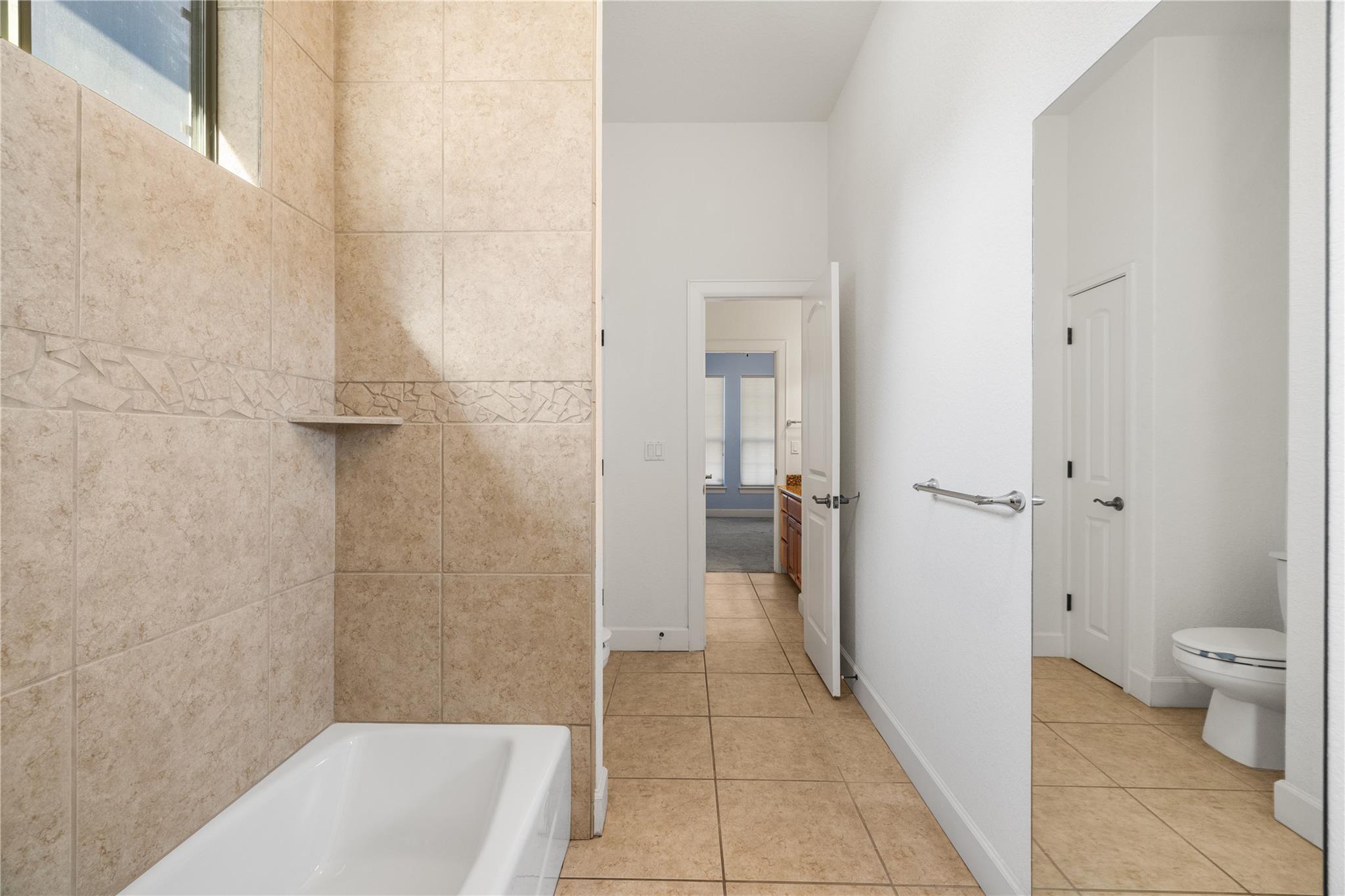 3907 Kite DR