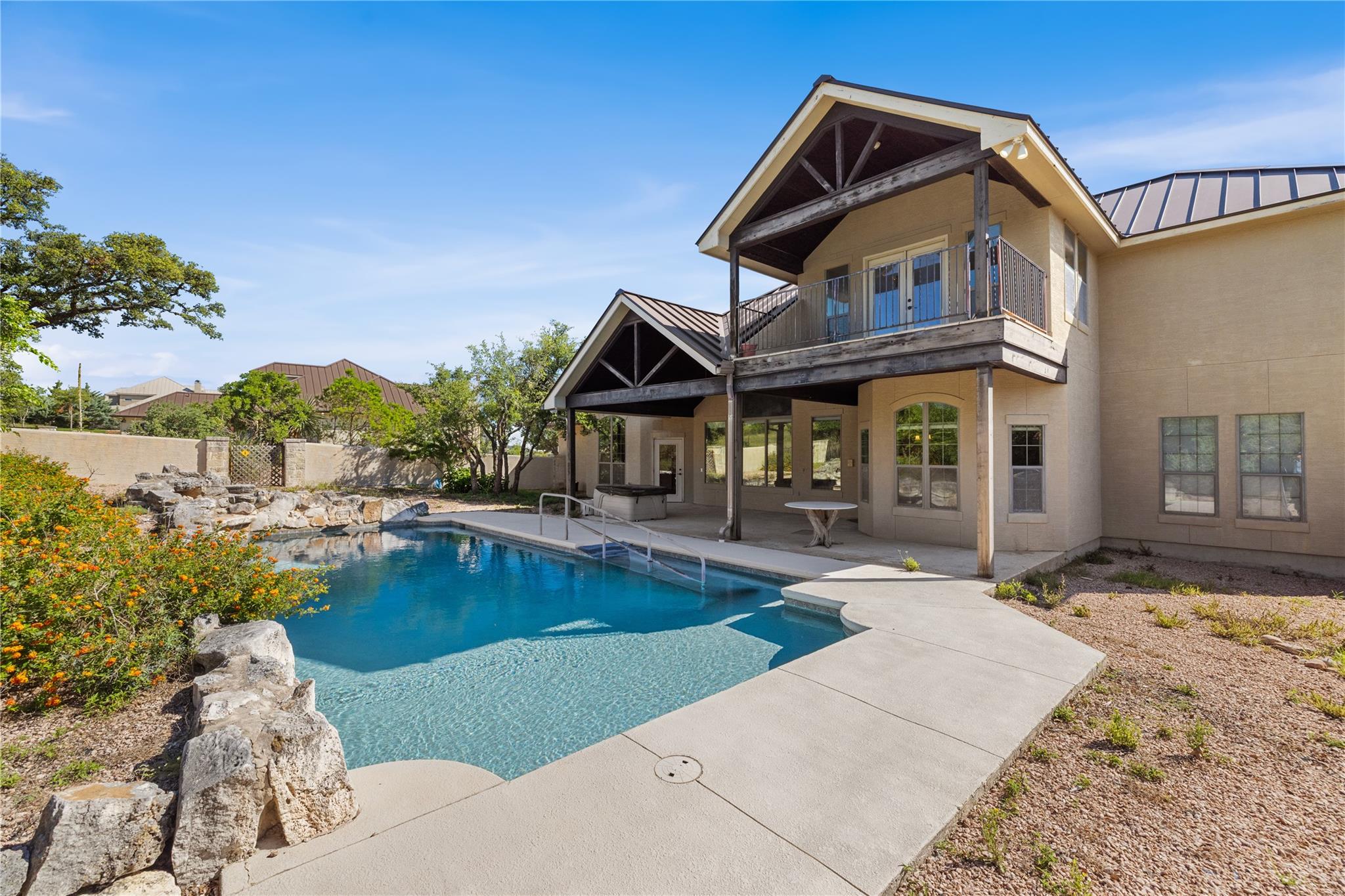 3907 Kite DR