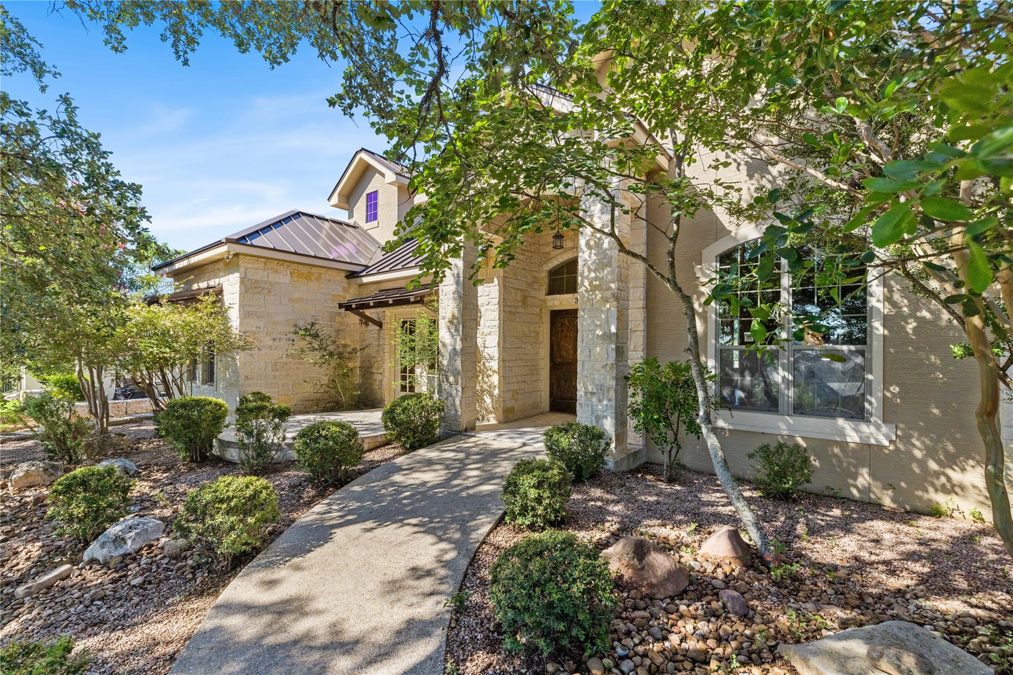 3907 Kite DR