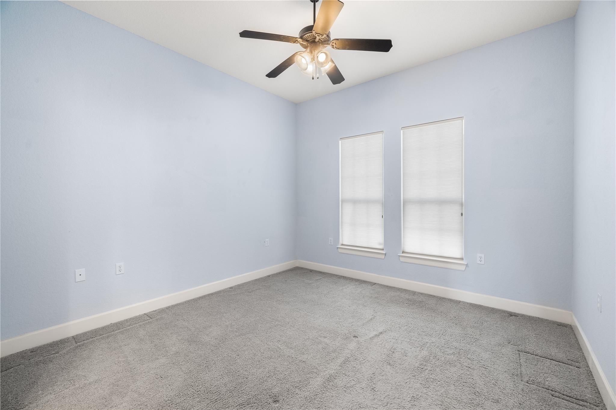 3907 Kite DR
