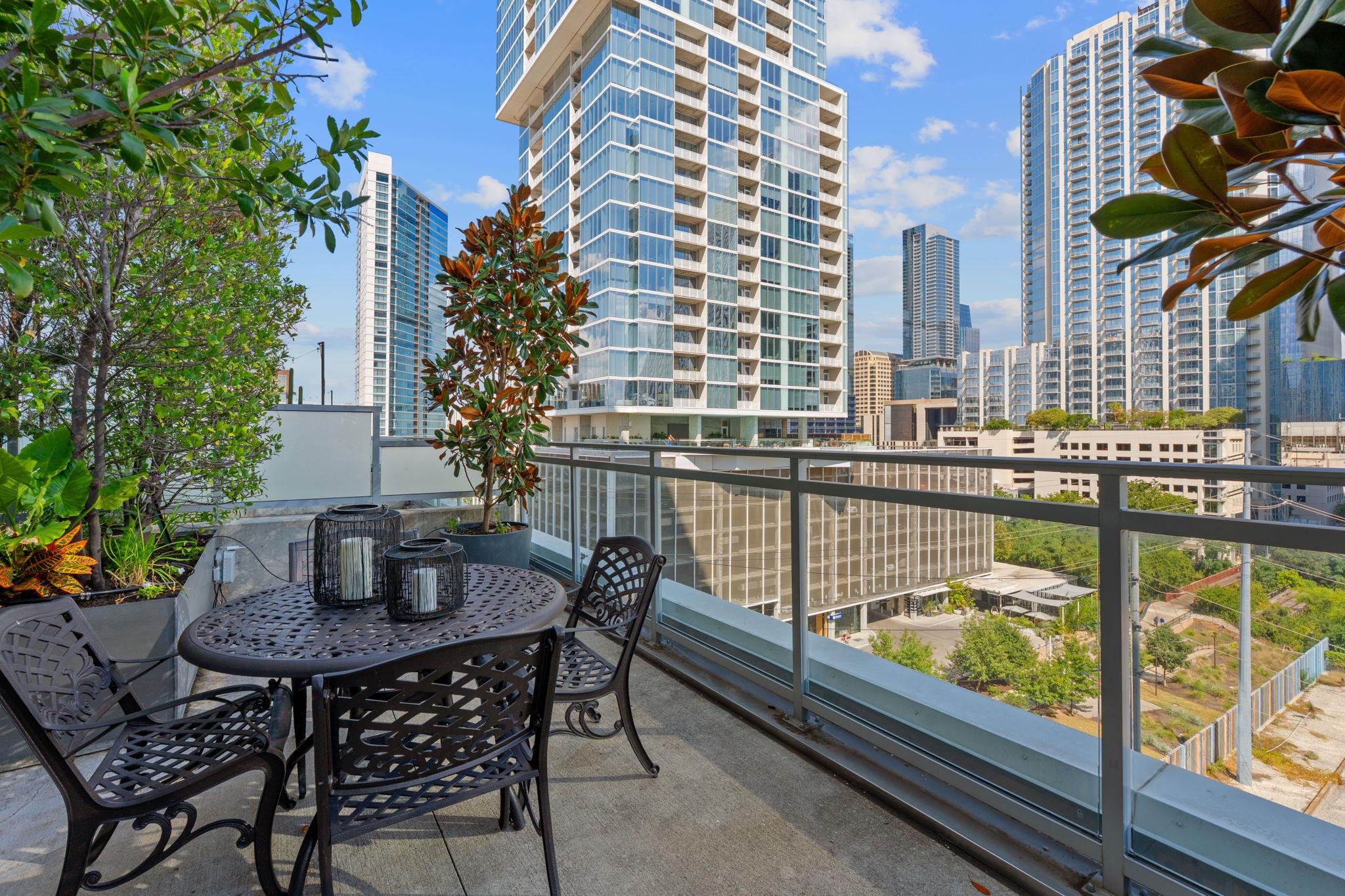 222 West Ave # 1005