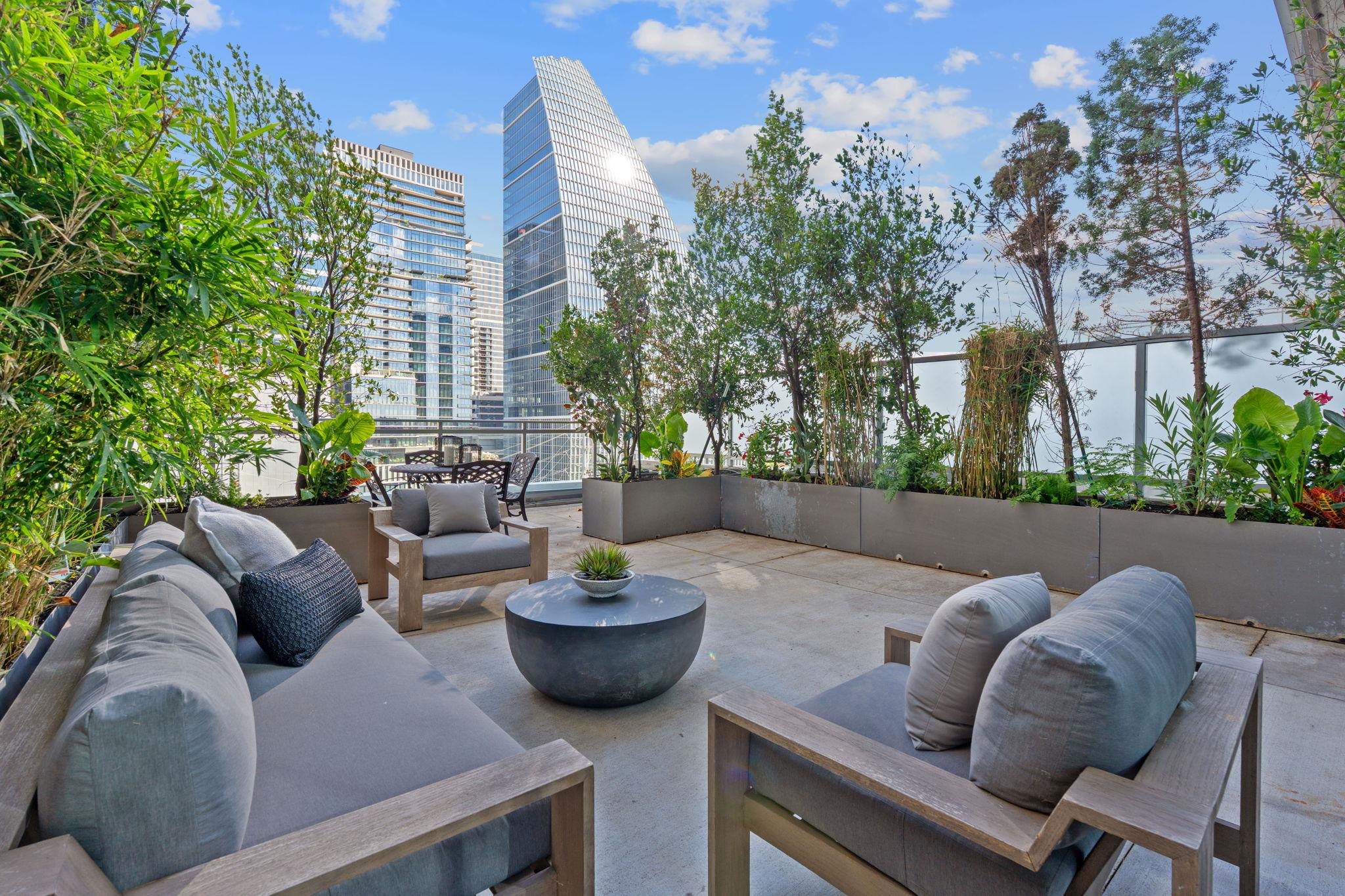222 West Ave # 1005