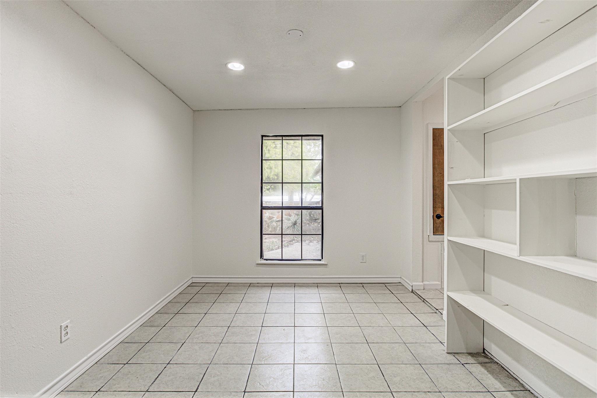 850 Fir LN, Cottonwood Shores