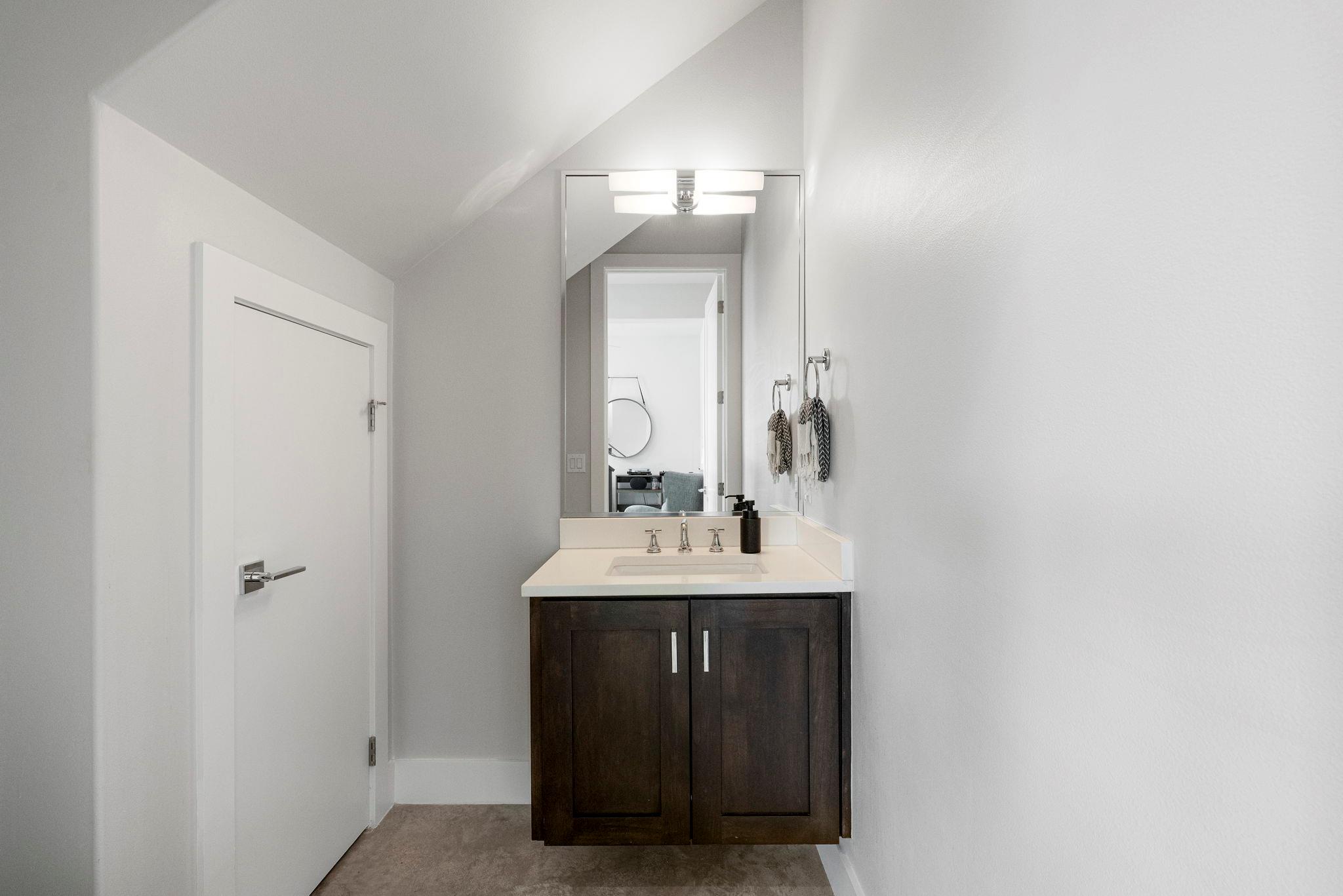 2103 Greenwood Ave # B Unit: Building 1, Unit B