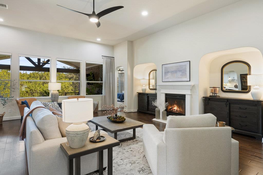 290 Brentwood DR