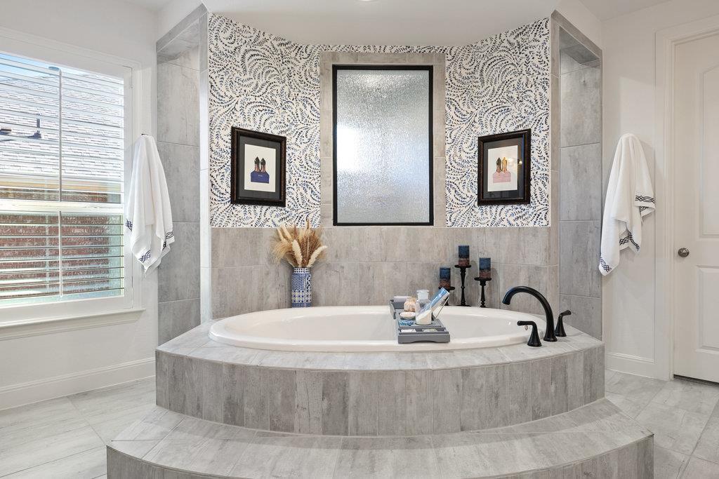 290 Brentwood DR