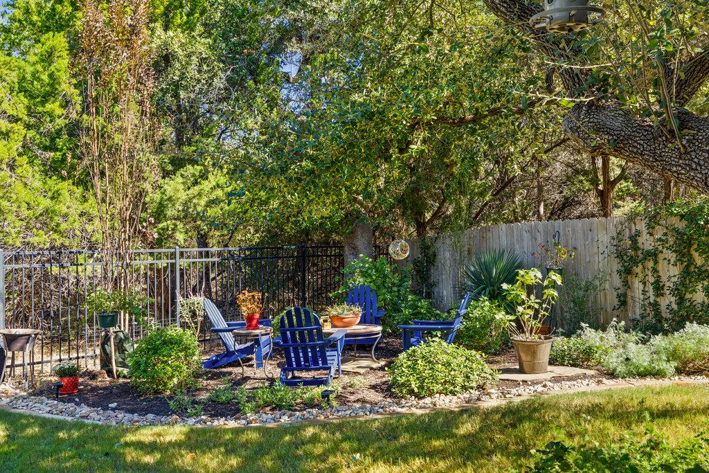 290 Brentwood DR