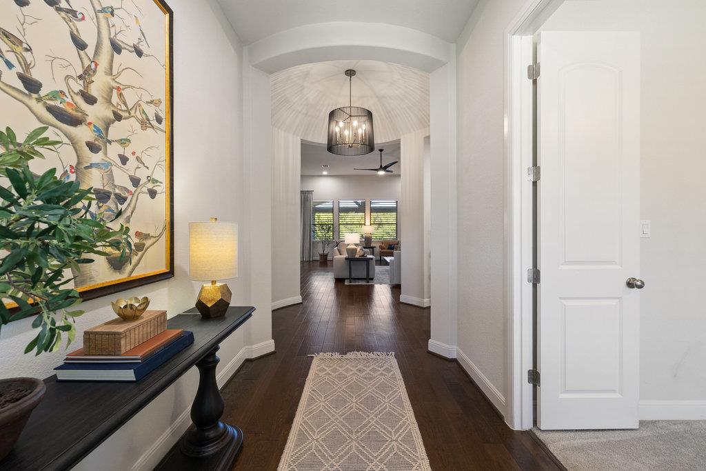 290 Brentwood DR