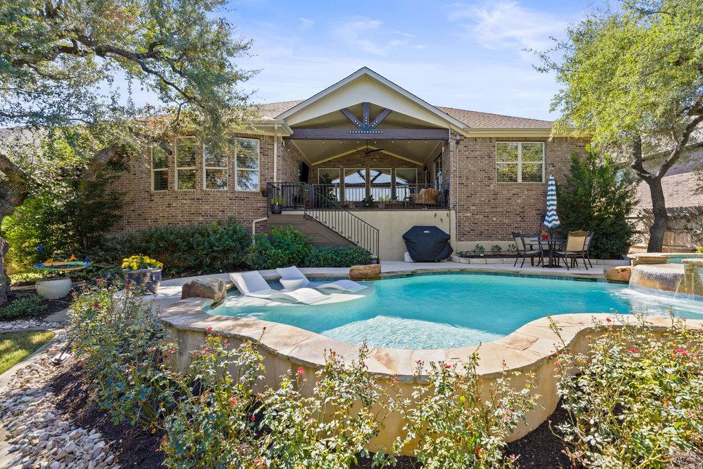 290 Brentwood DR