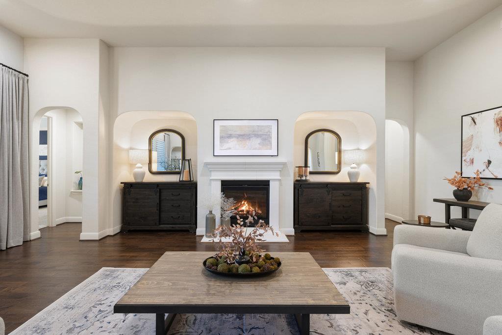 290 Brentwood DR