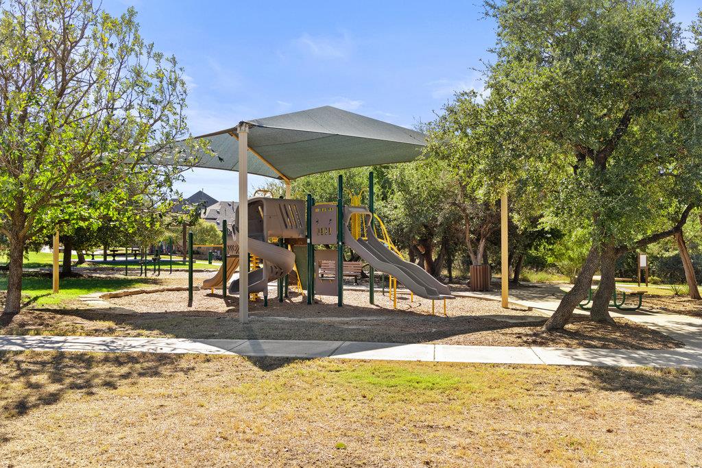 290 Brentwood DR
