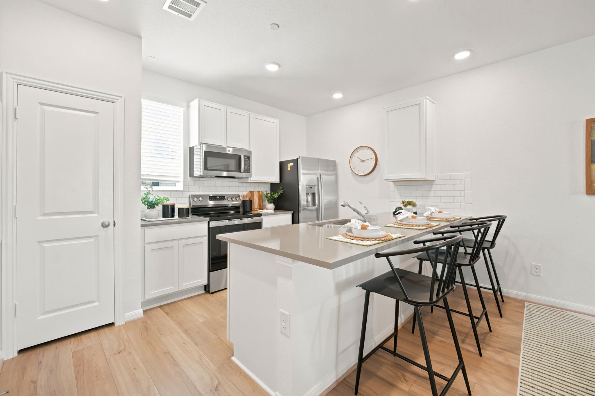 500 Municipal DR # 103