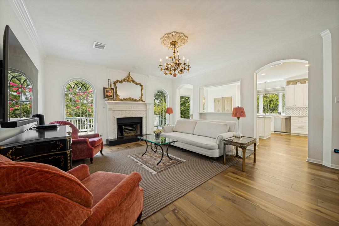 10024 Circleview DR