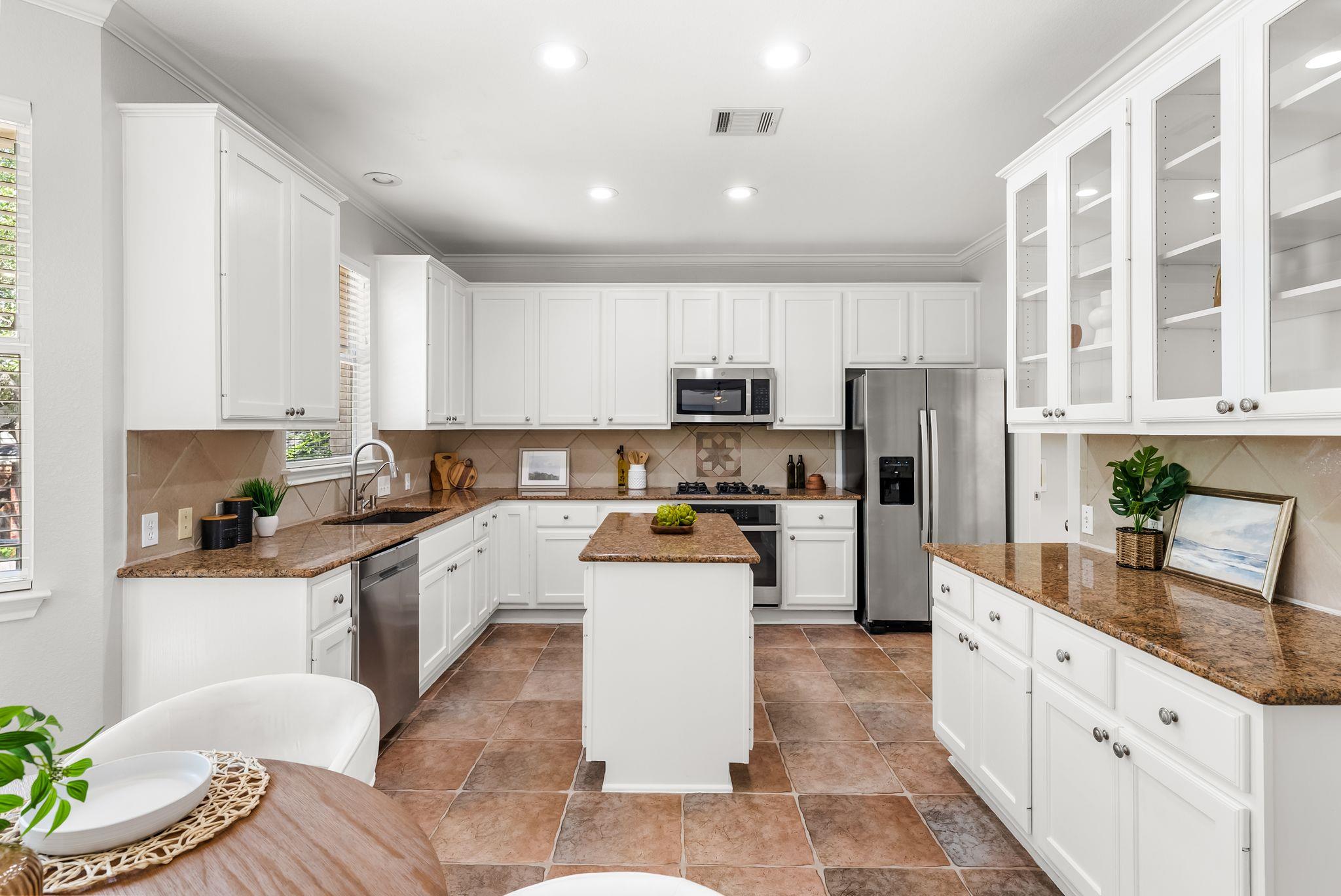 4308 Canyon Glen CIR