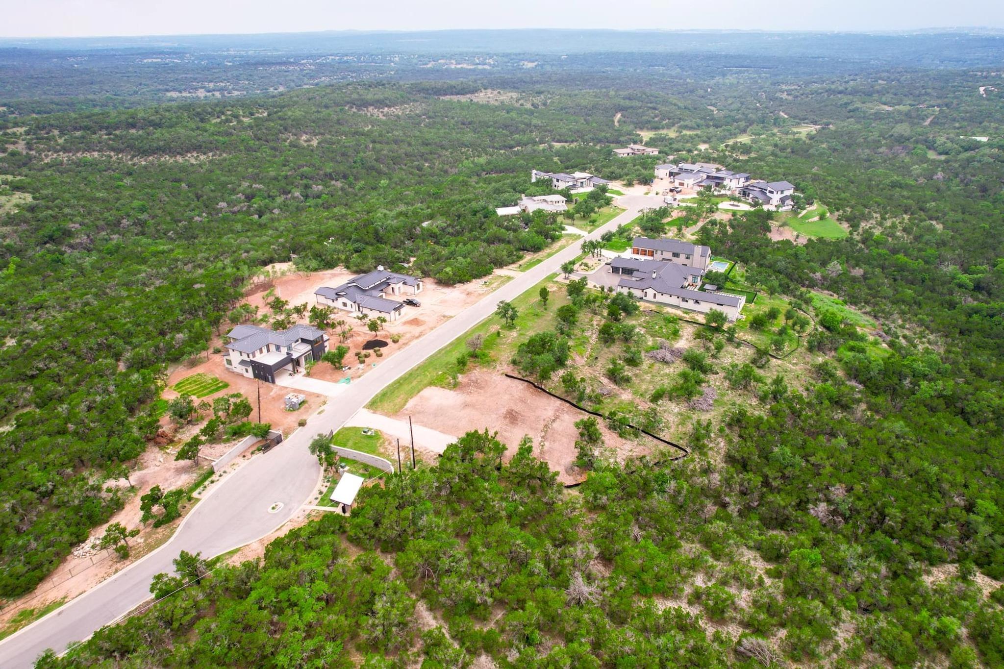 8100 Kuhn DR