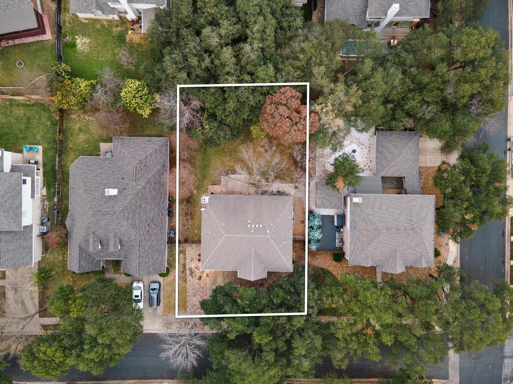 1406 Dapplegrey LN