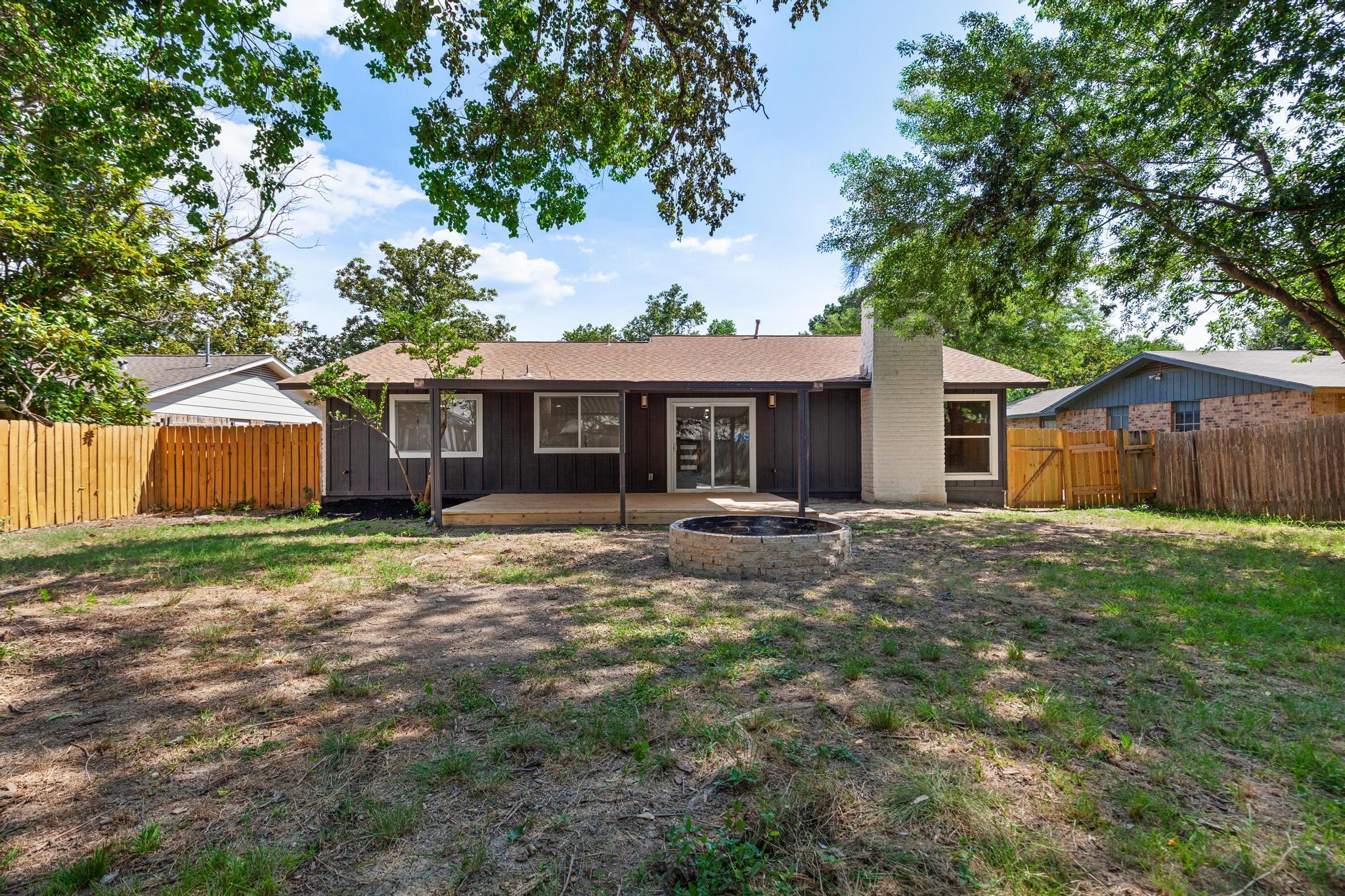 5804 Whitebrook DR