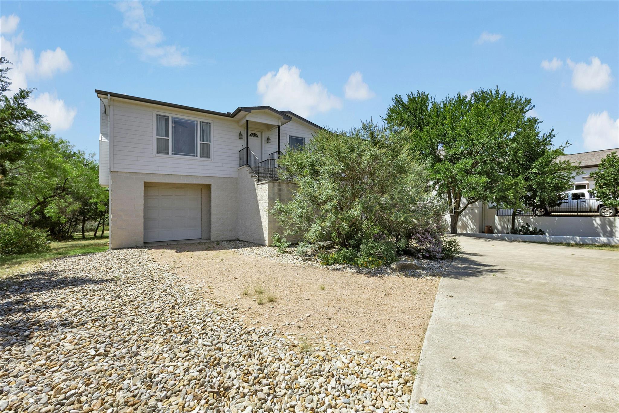 2806 Truman CV