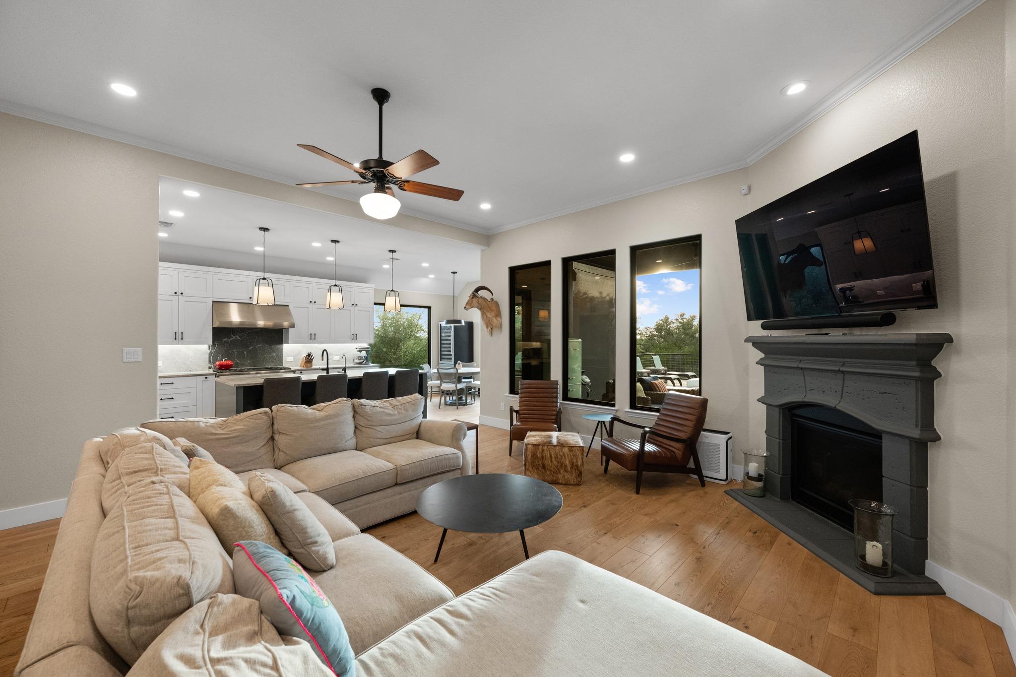 4518 Diamante DR