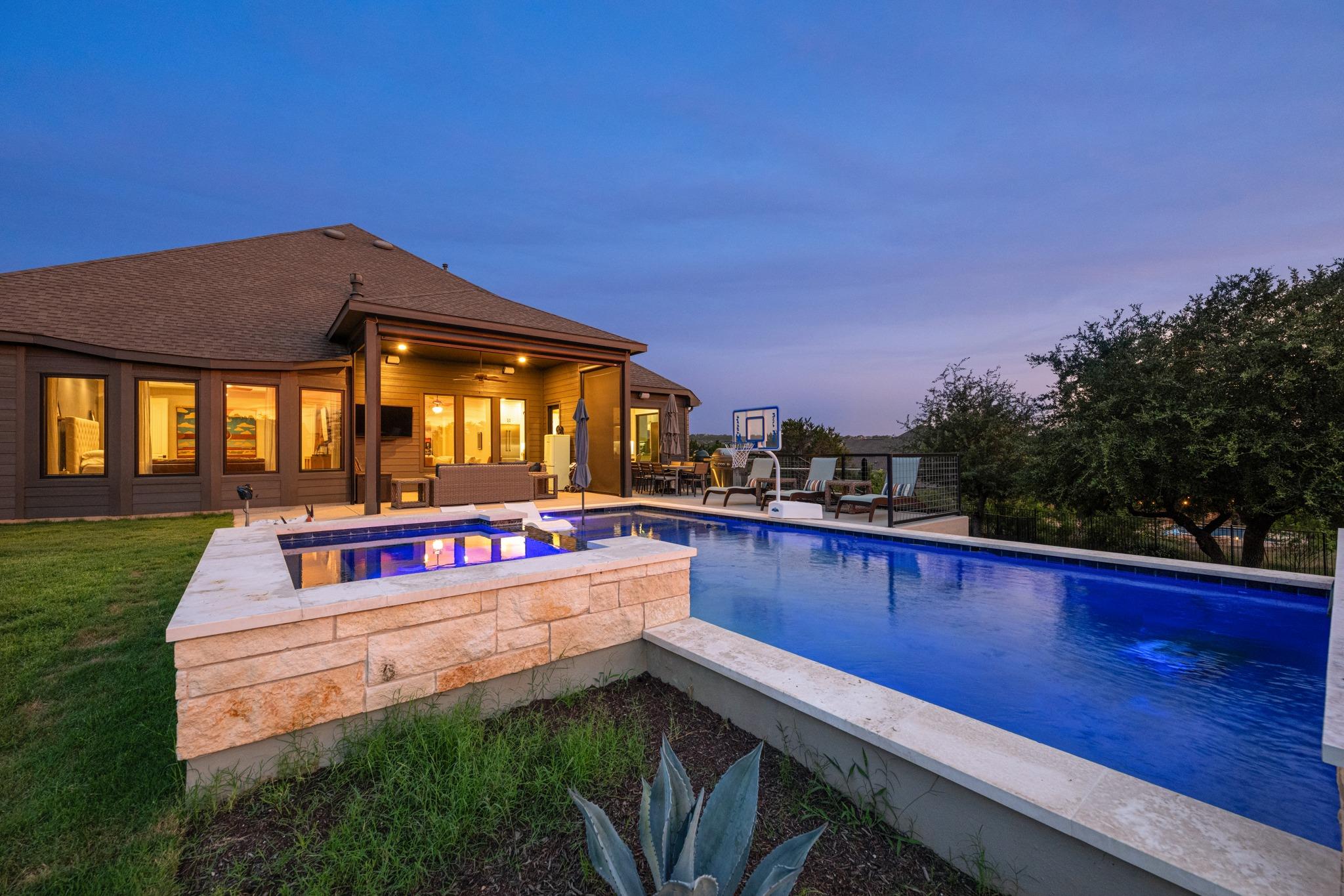 4518 Diamante DR
