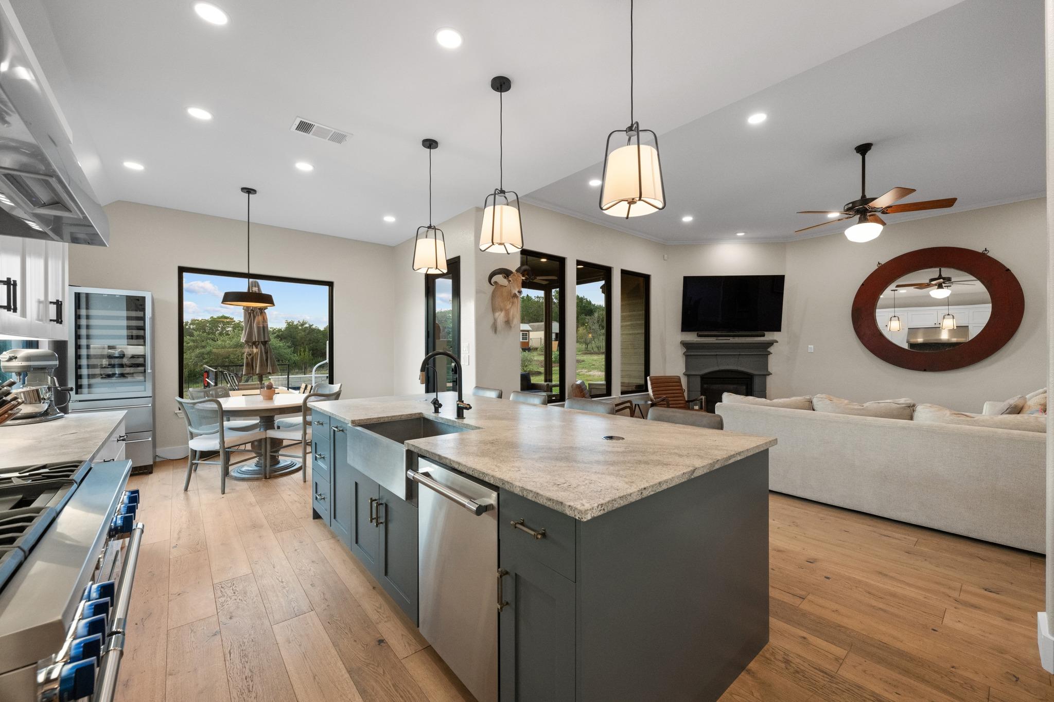 4518 Diamante DR