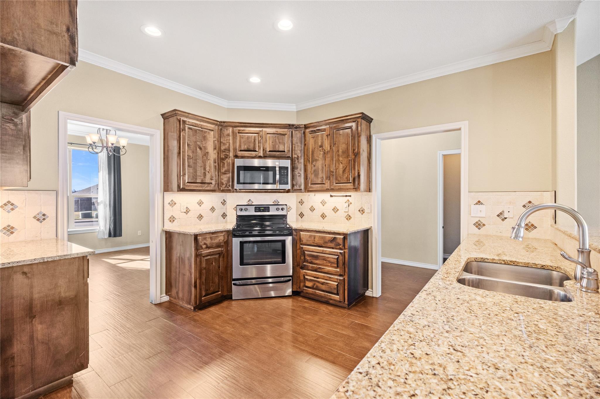 304 Jake DR