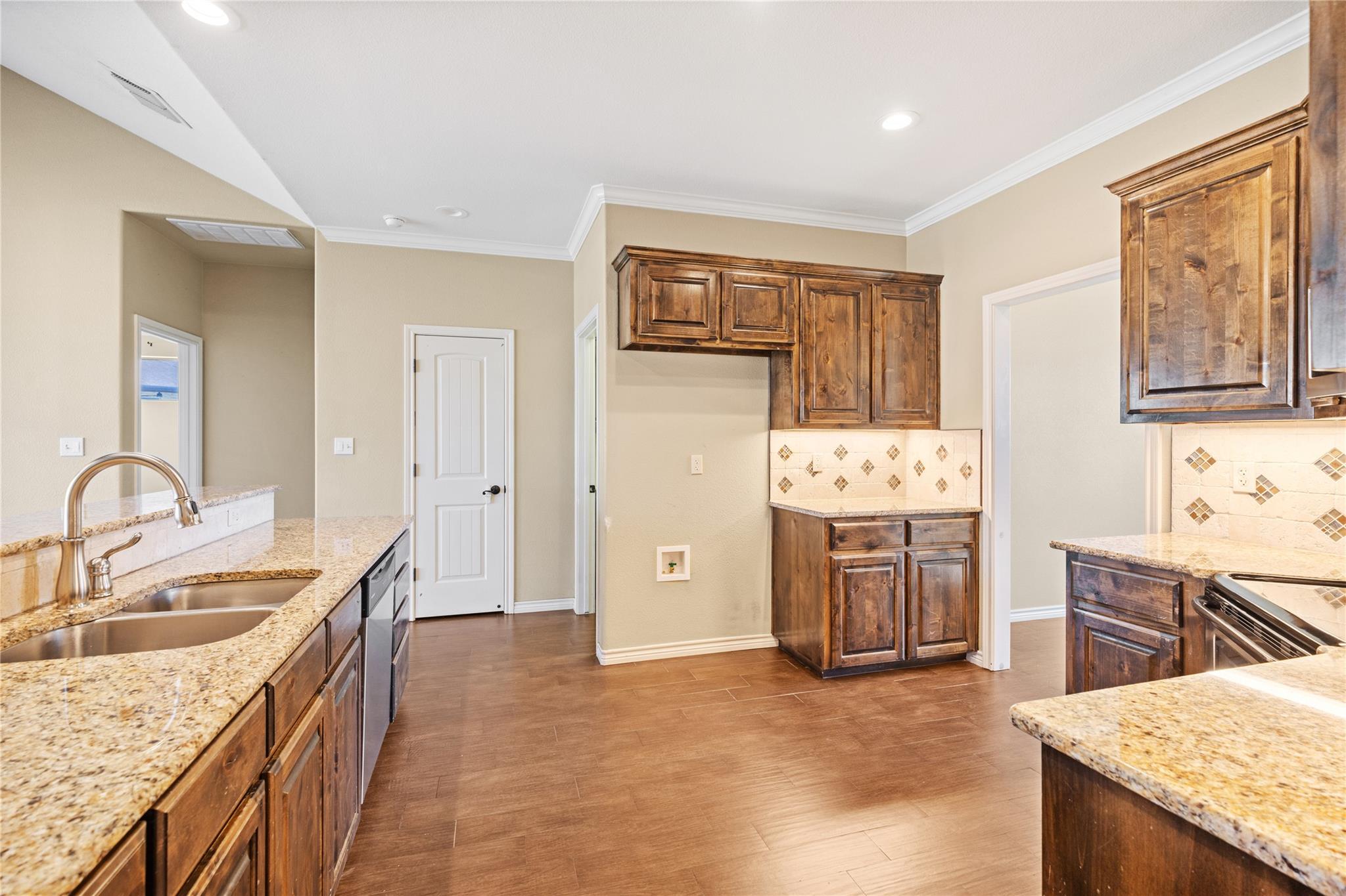 304 Jake DR