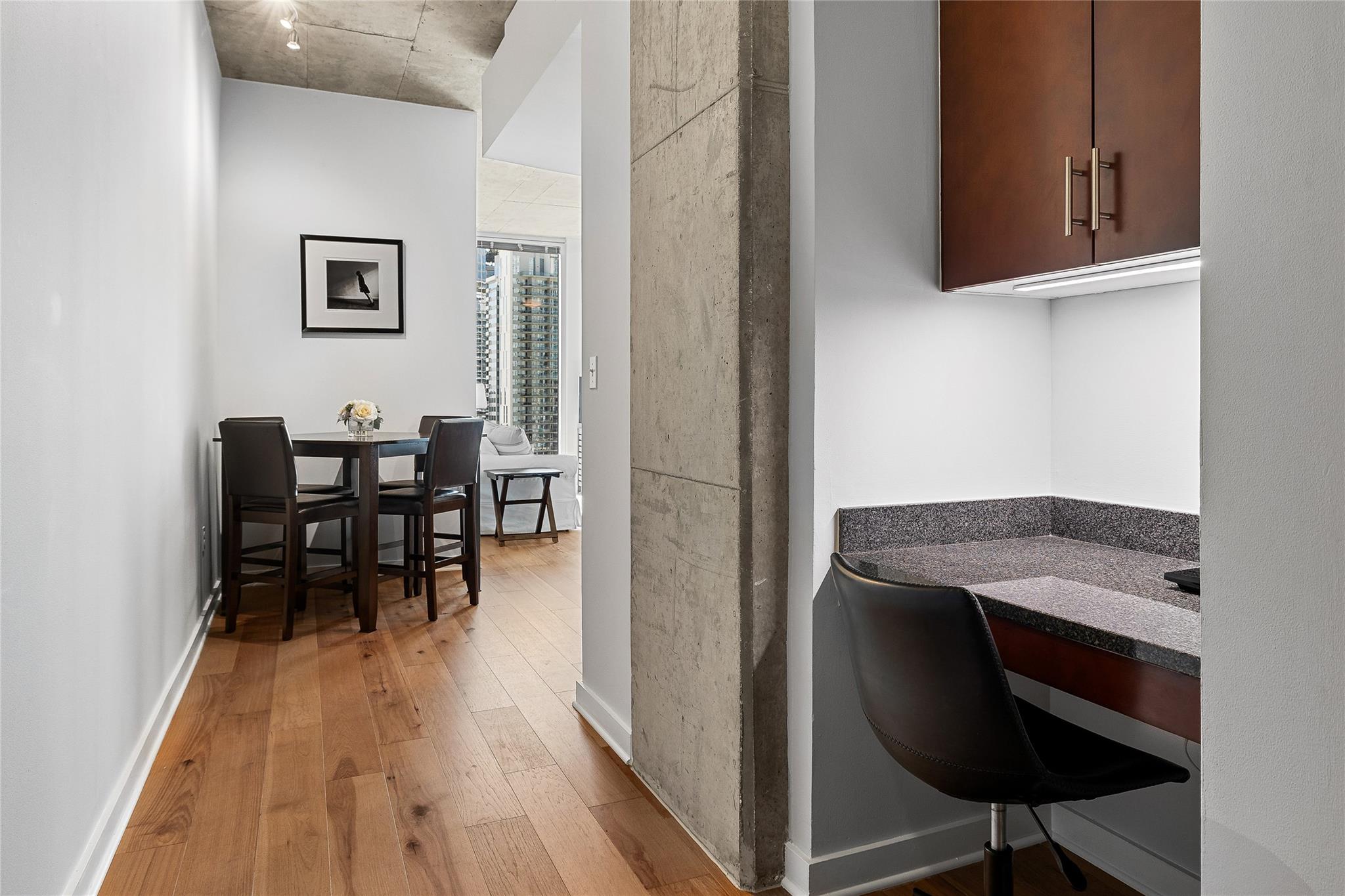 360 Nueces ST # 1314