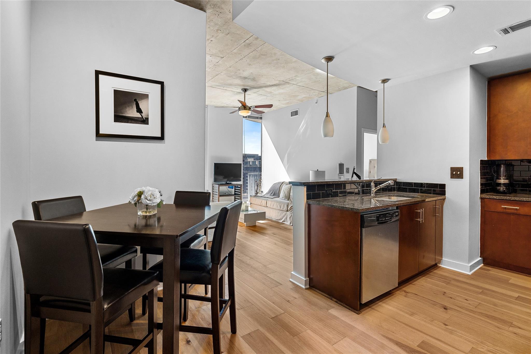 360 Nueces ST # 1314