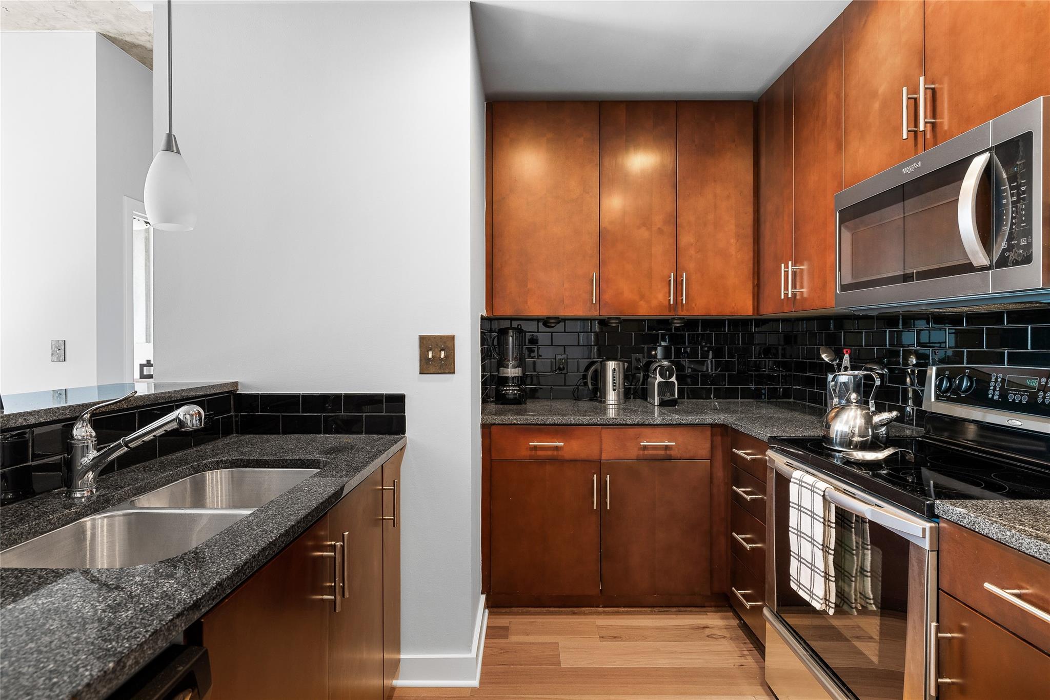 360 Nueces ST # 1314