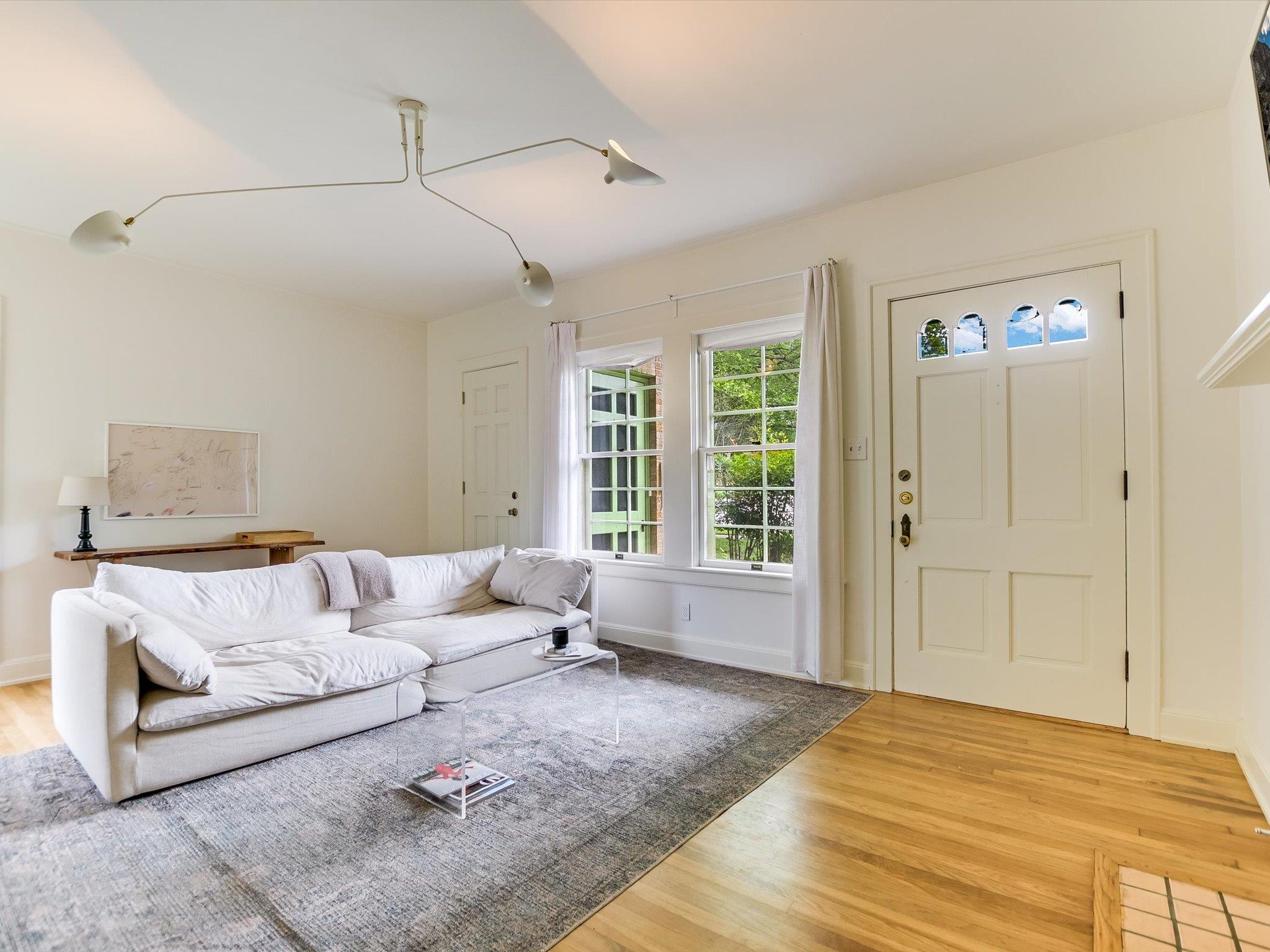501 Carolyn Ave