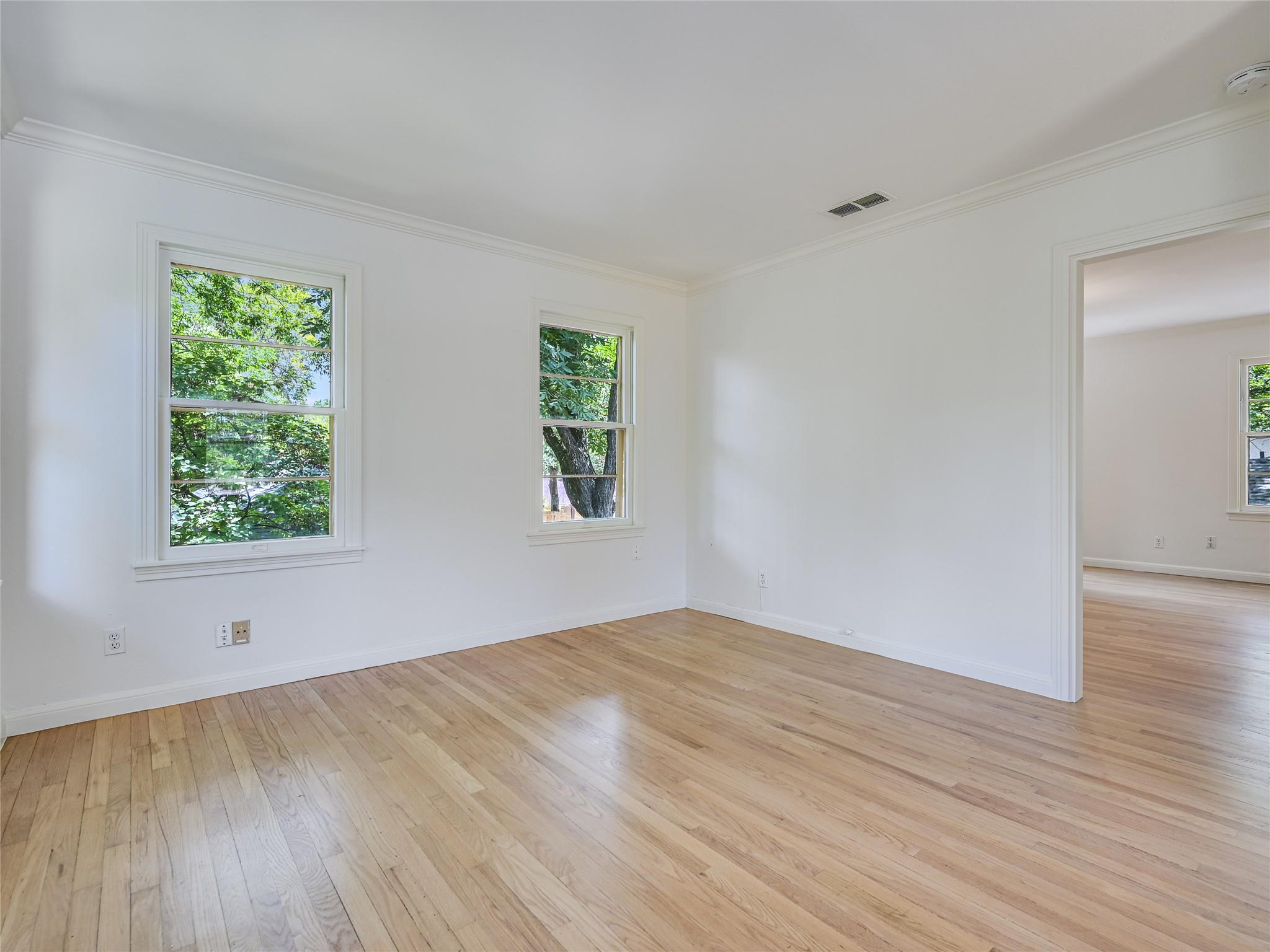 501 Carolyn Ave